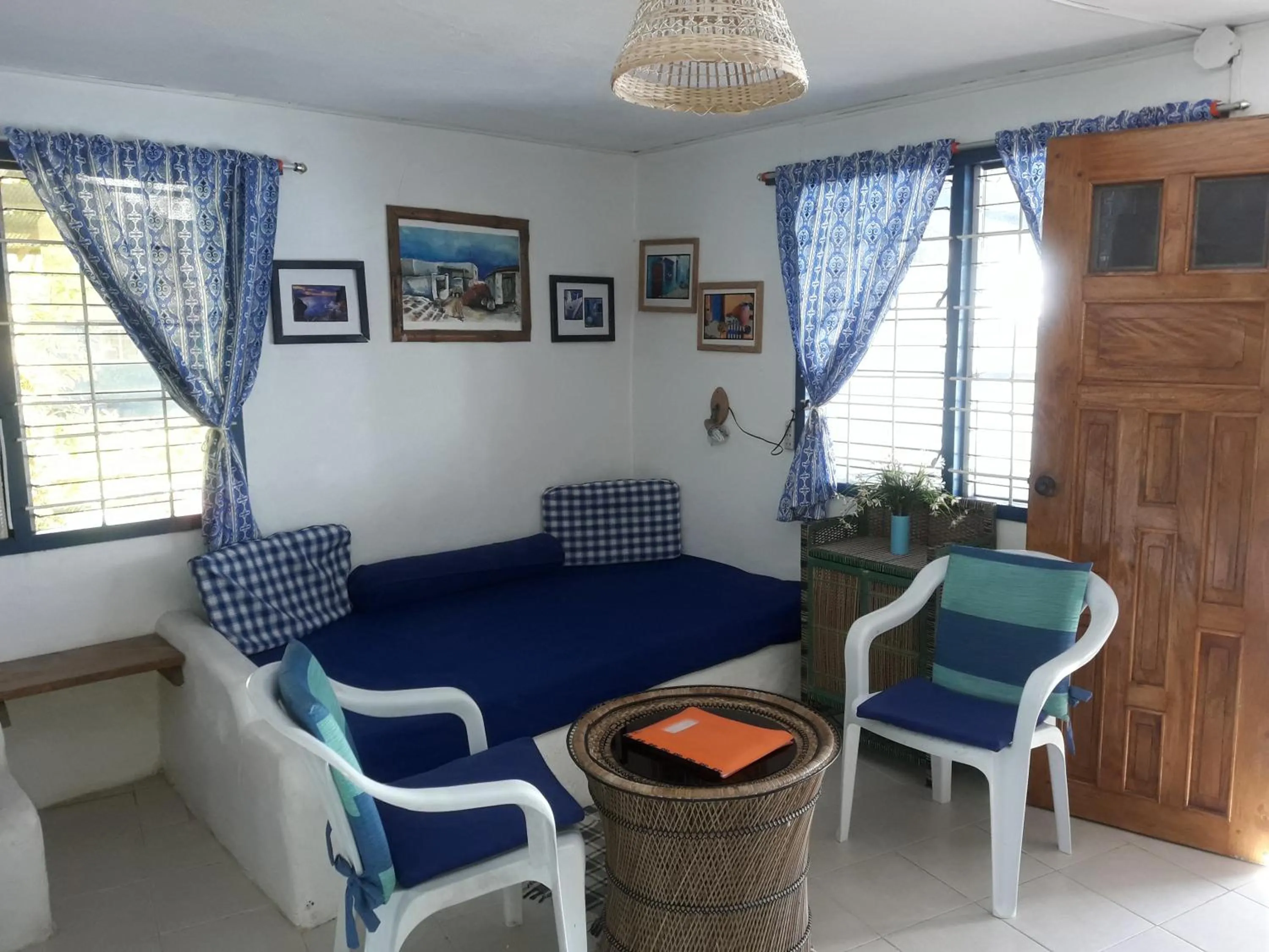 Casa de la Playa Beach Resort