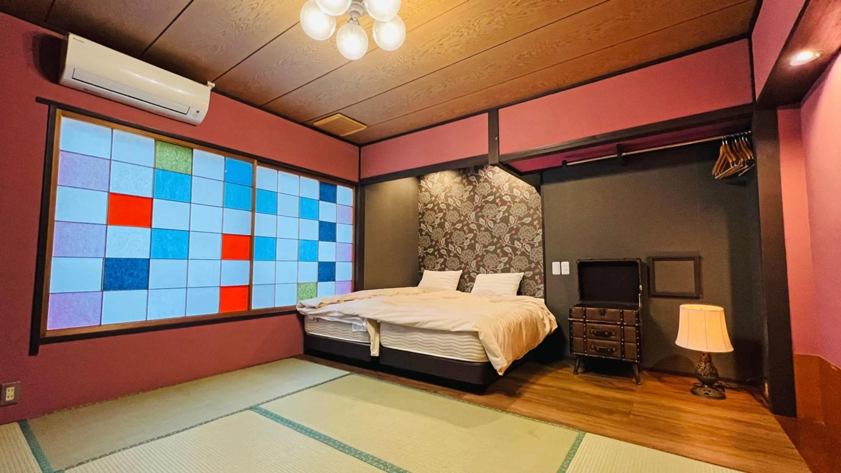 Photo of the whole room, Bed in Houshoutei
