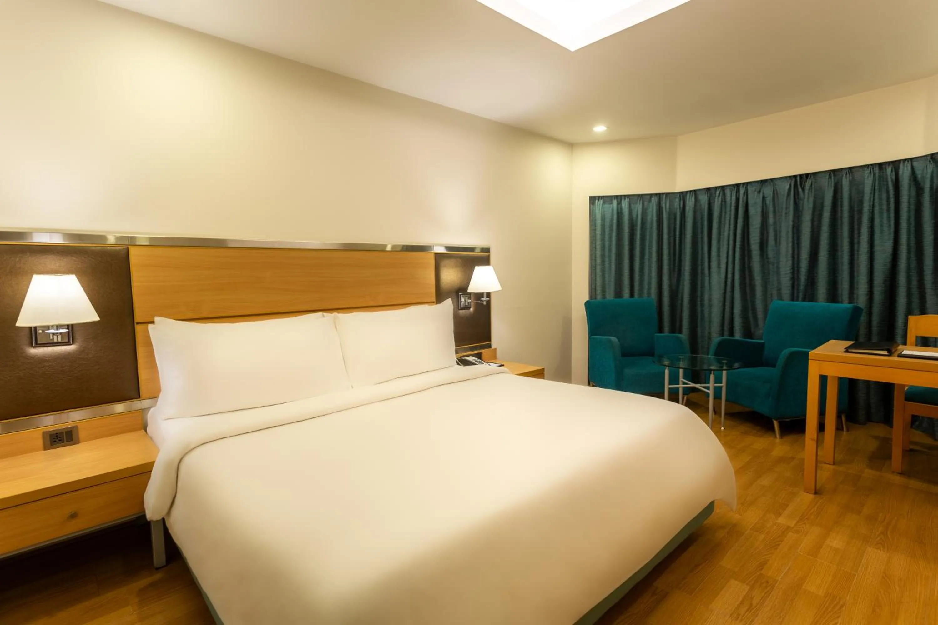 Bed in The Residency, Chennai