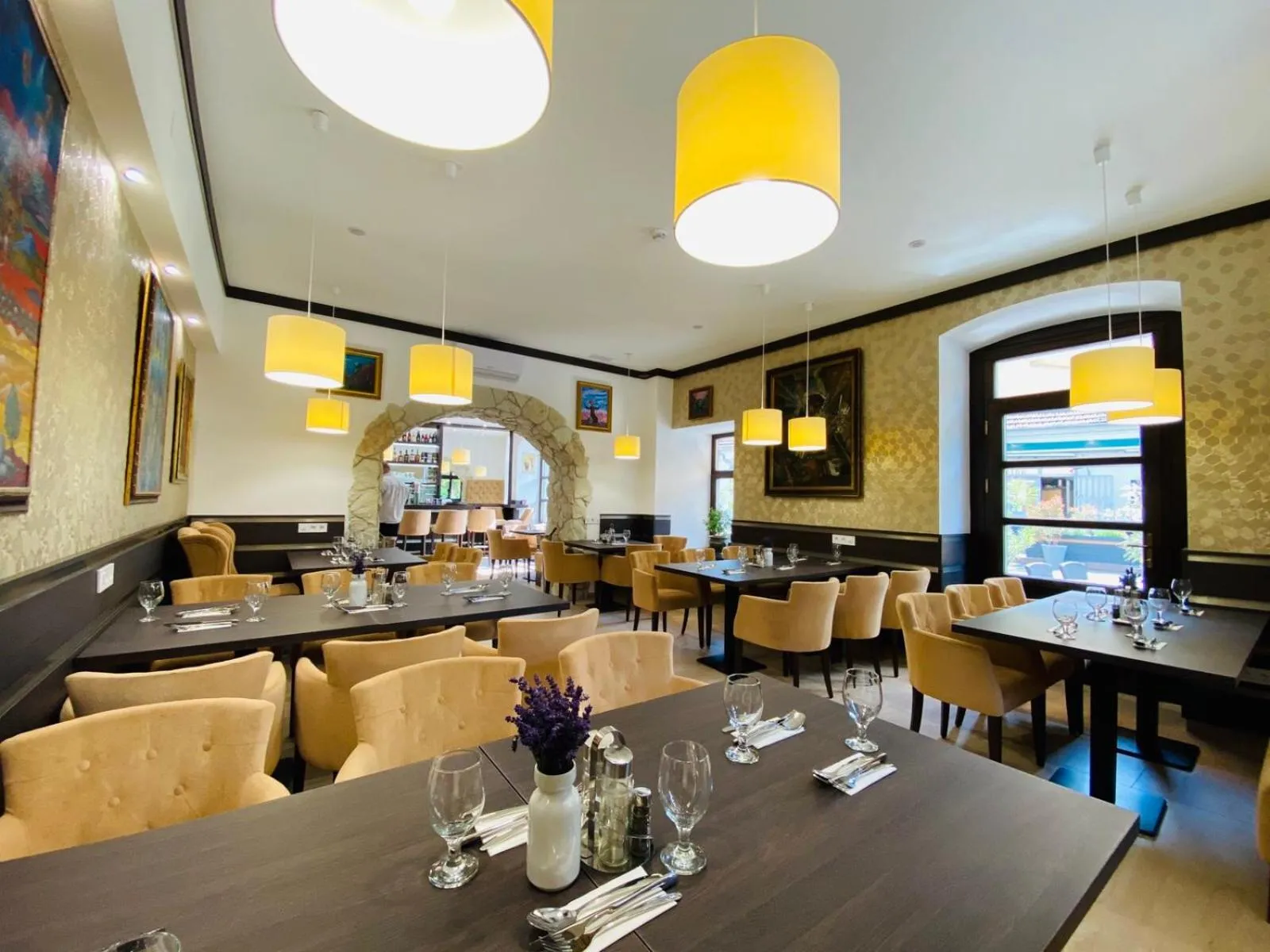 Restaurant/places to eat in Toldi Fogadó