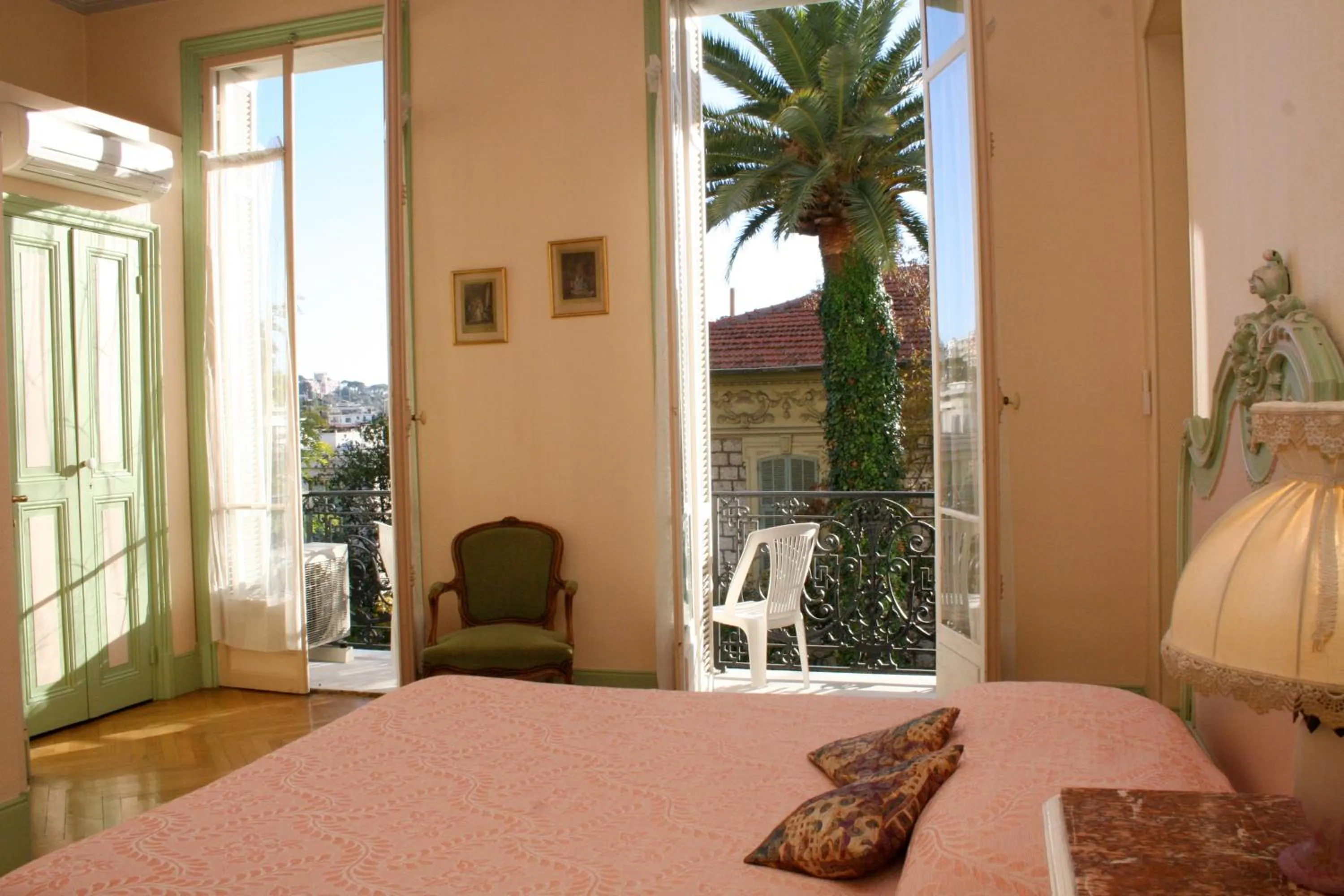 Bedroom, Bed in Résidence La Villa Léonie
