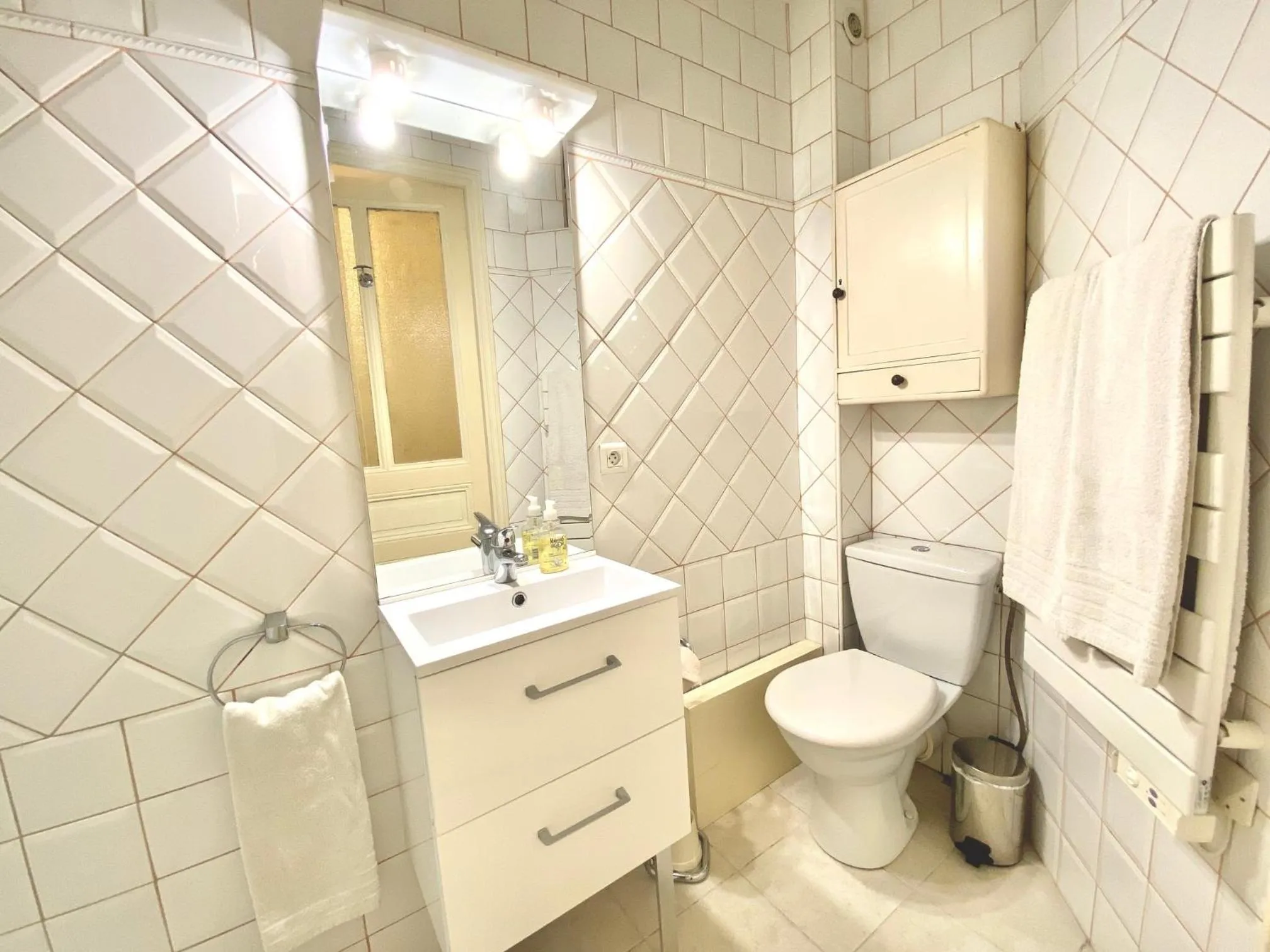 Toilet in Résidence La Villa Léonie