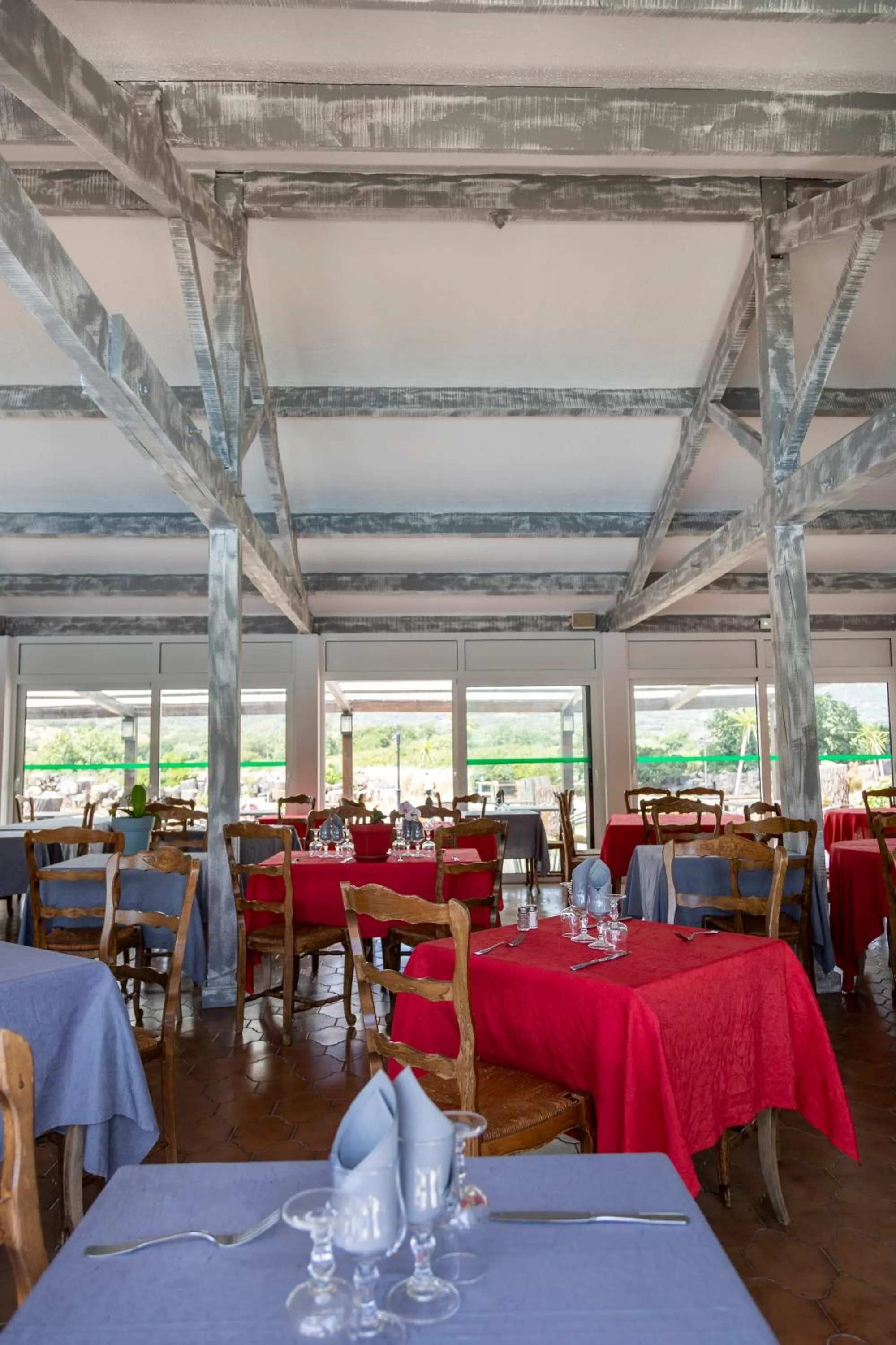 Restaurant/places to eat in Hotel Arcu Di Sole