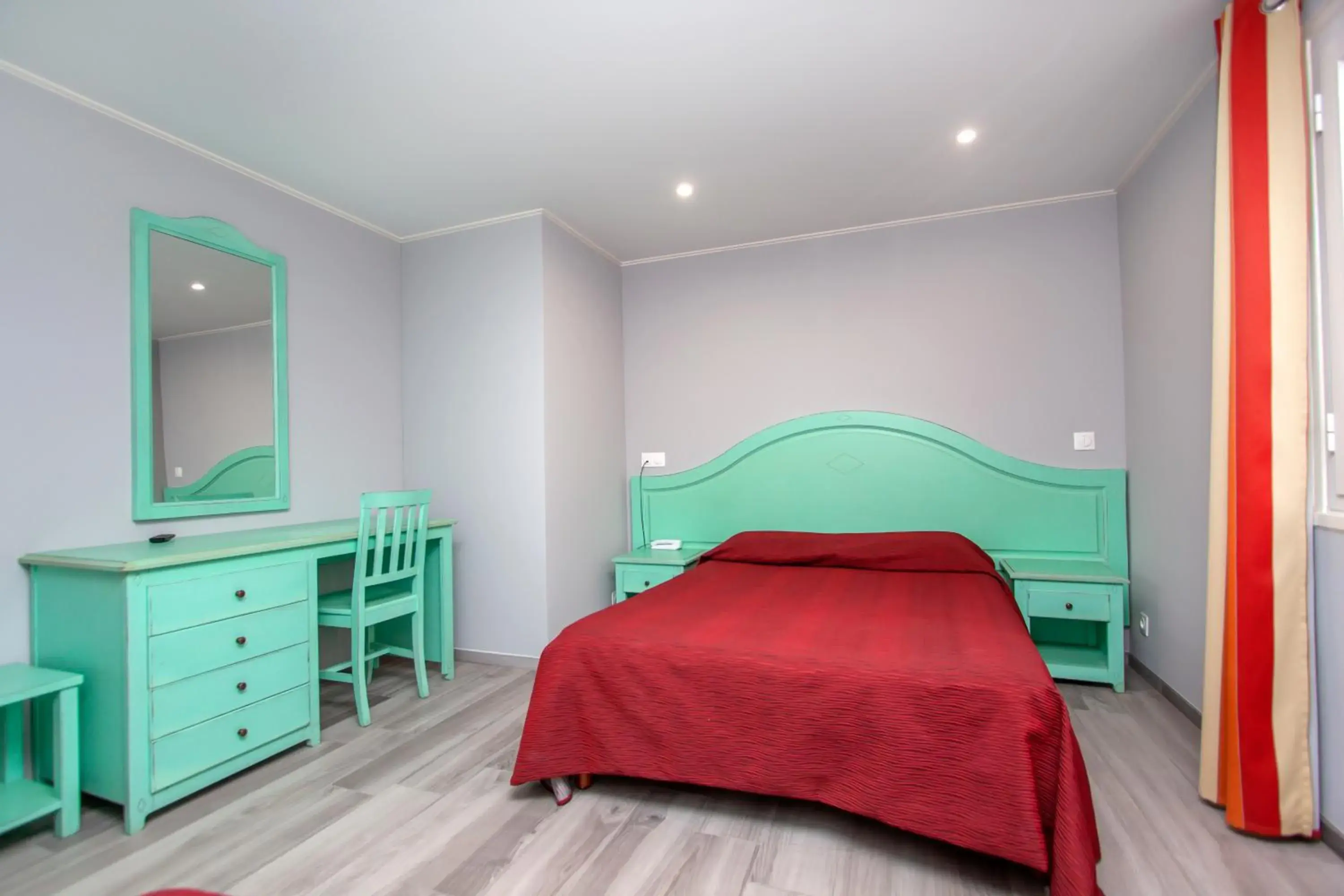 Triple Room - single occupancy in Hotel Arcu Di Sole Triple Room - single occupancy in Hotel Arcu Di Sole