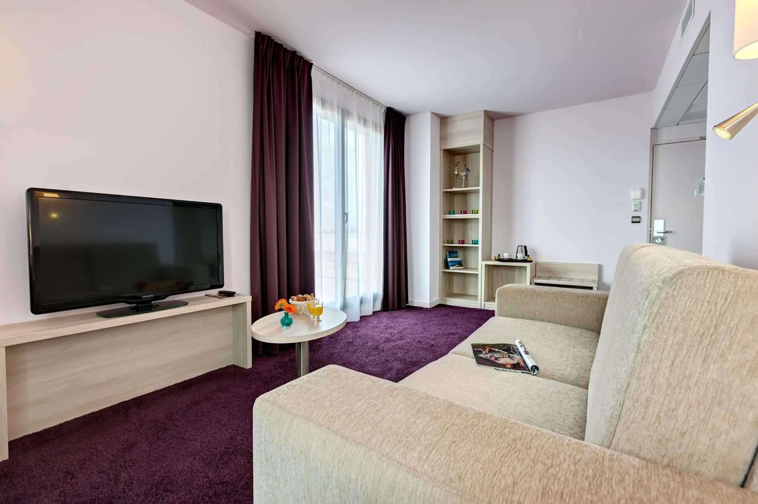 Photo of the whole room in Brit Hotel Vendée Mer