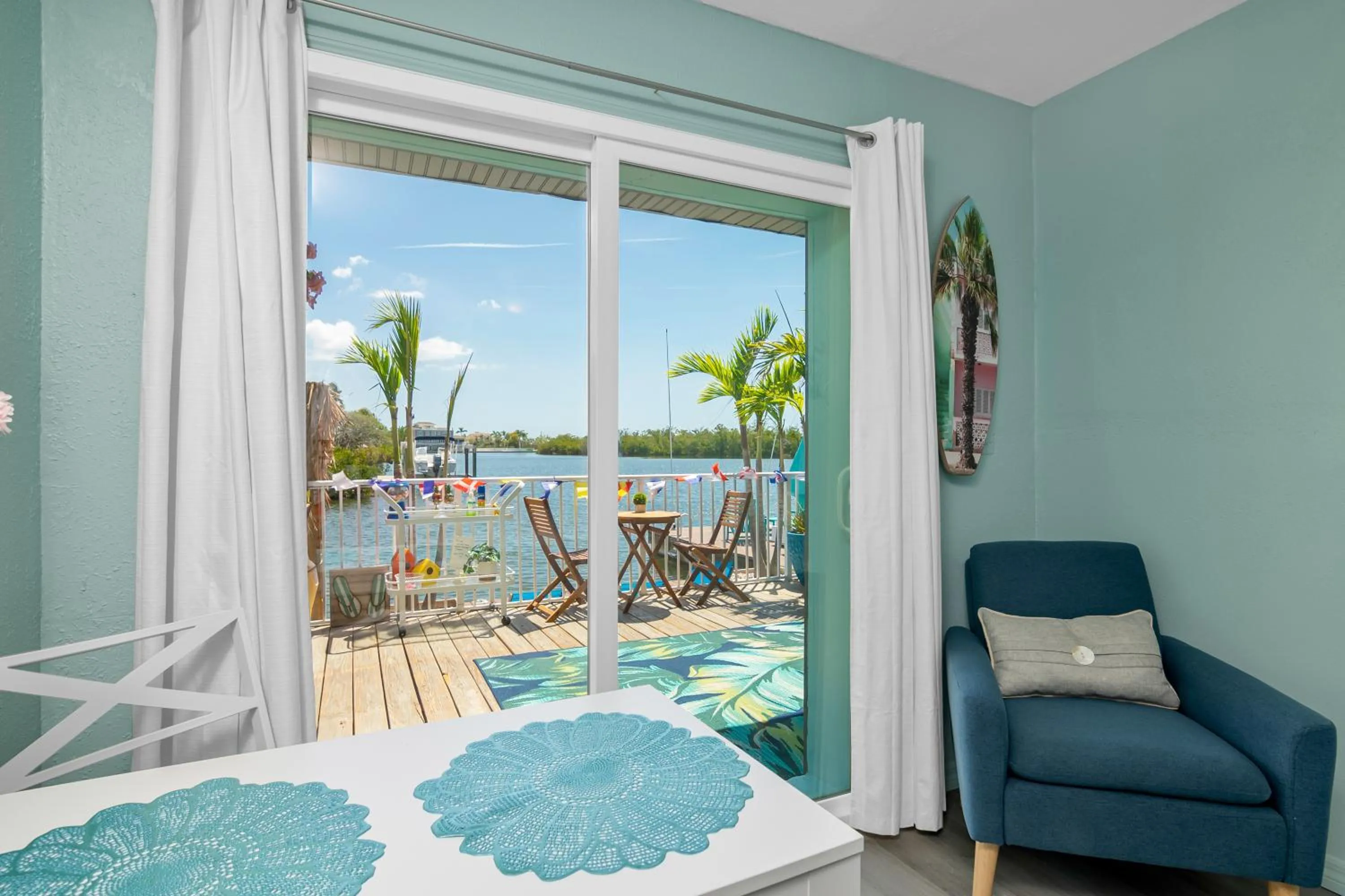 Sea view in Latitude 26 Waterfront Boutique Resort - Bonita Springs