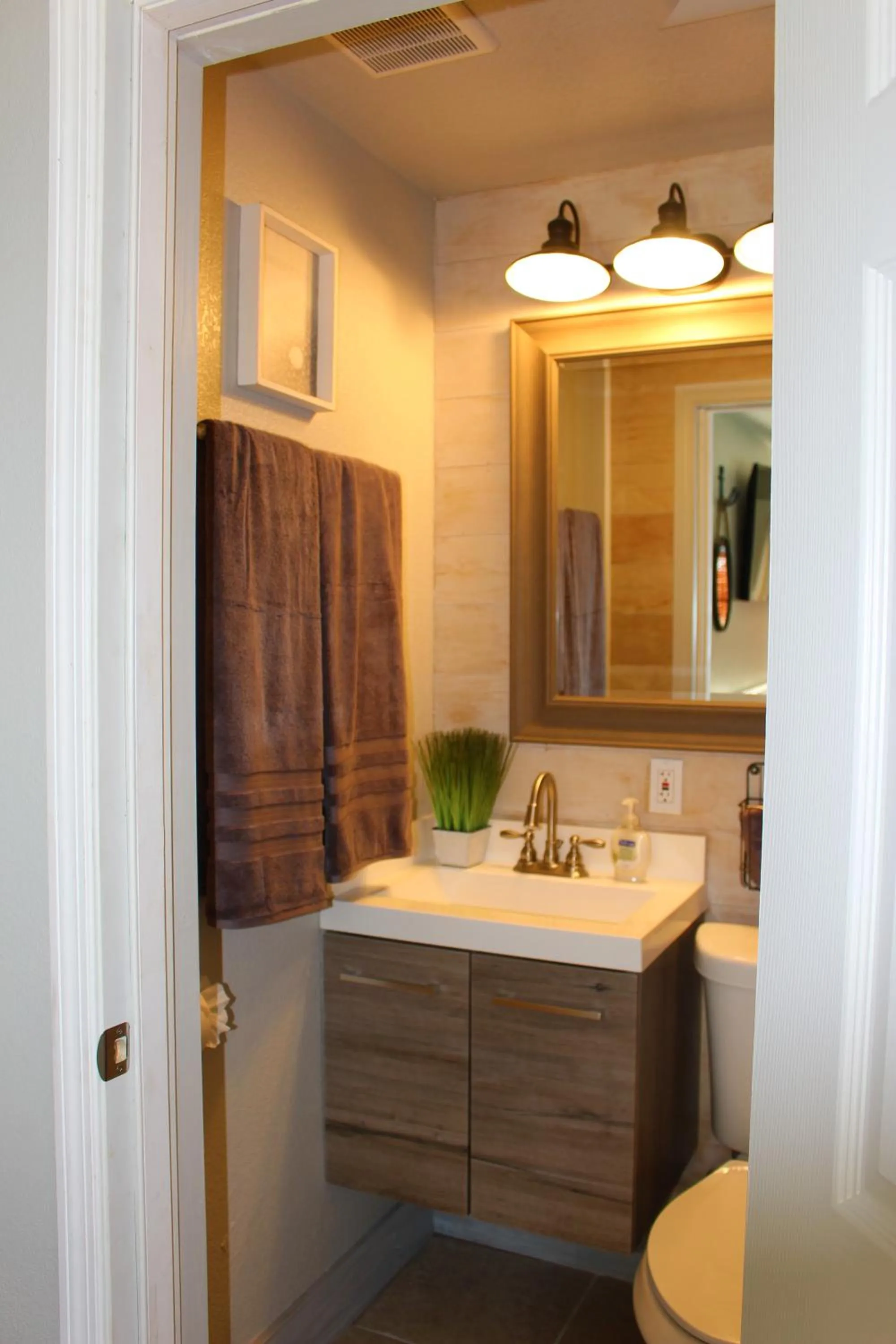 Bathroom in Latitude 26 Waterfront Boutique Resort - Bonita Springs