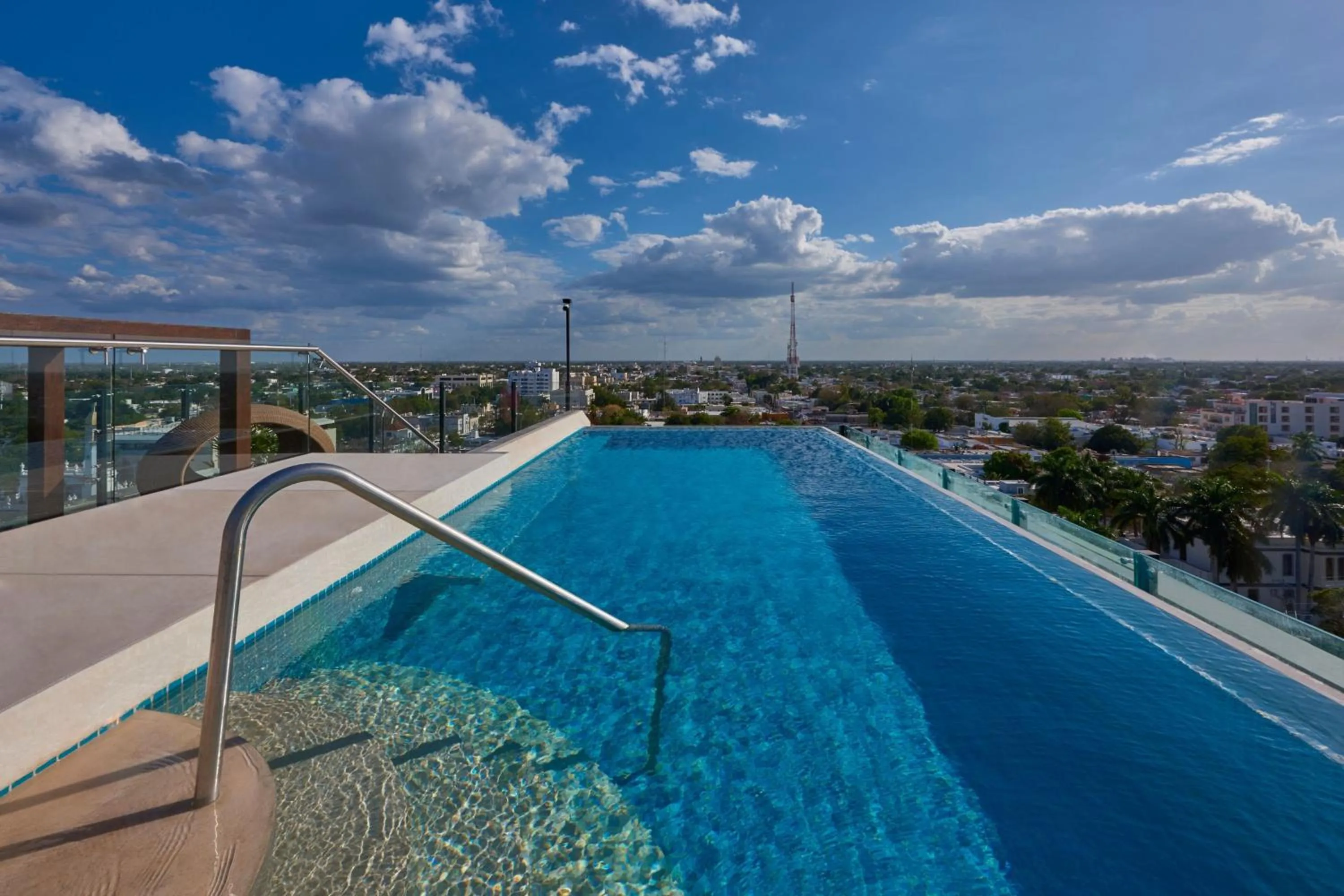 Swimming pool in City Express Plus by Marriott Merida
