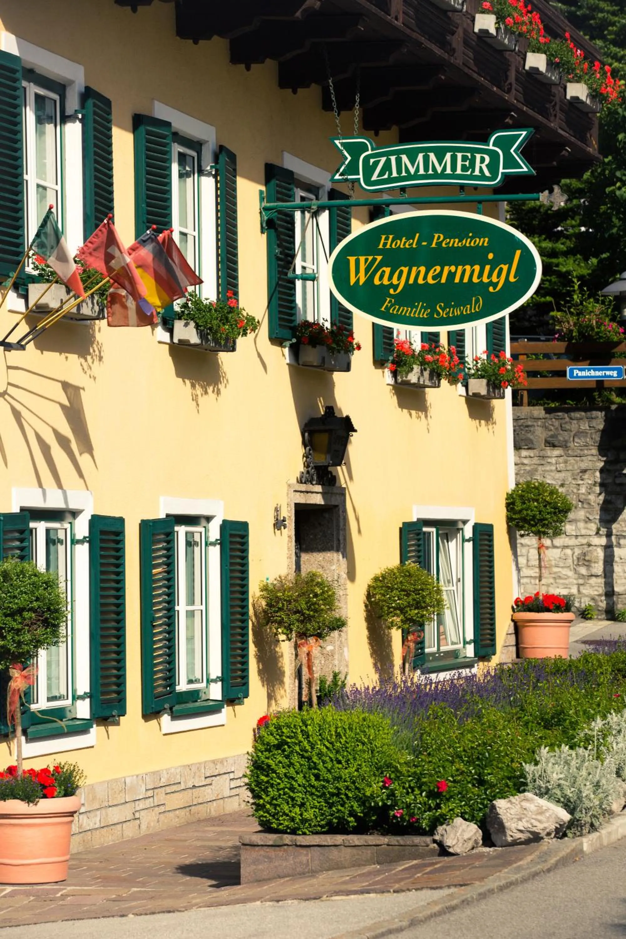Facade/entrance in Hotel-Pension Wagnermigl