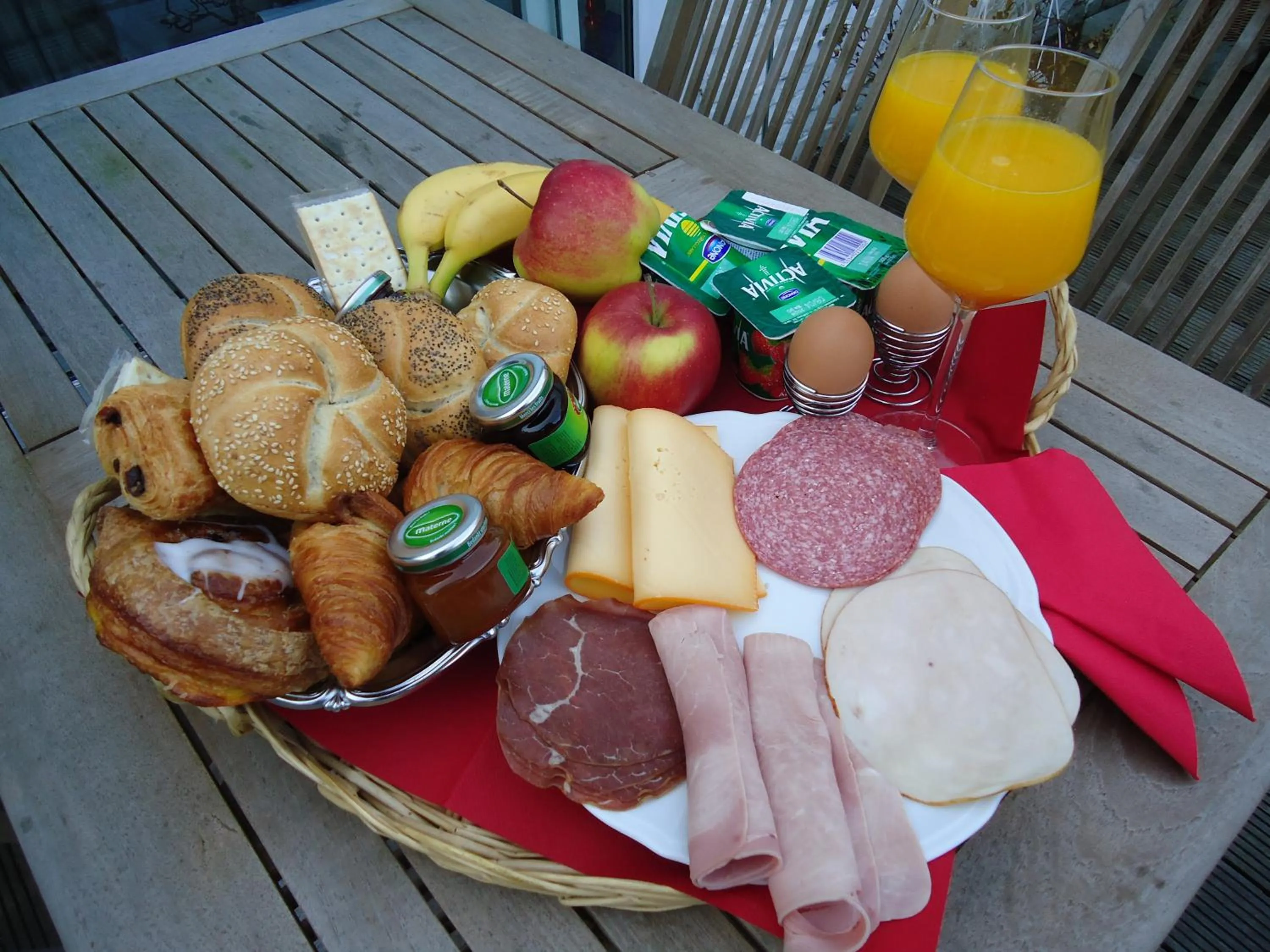 Banquet/Function facilities in B&B Luxe Suites 1-2-3