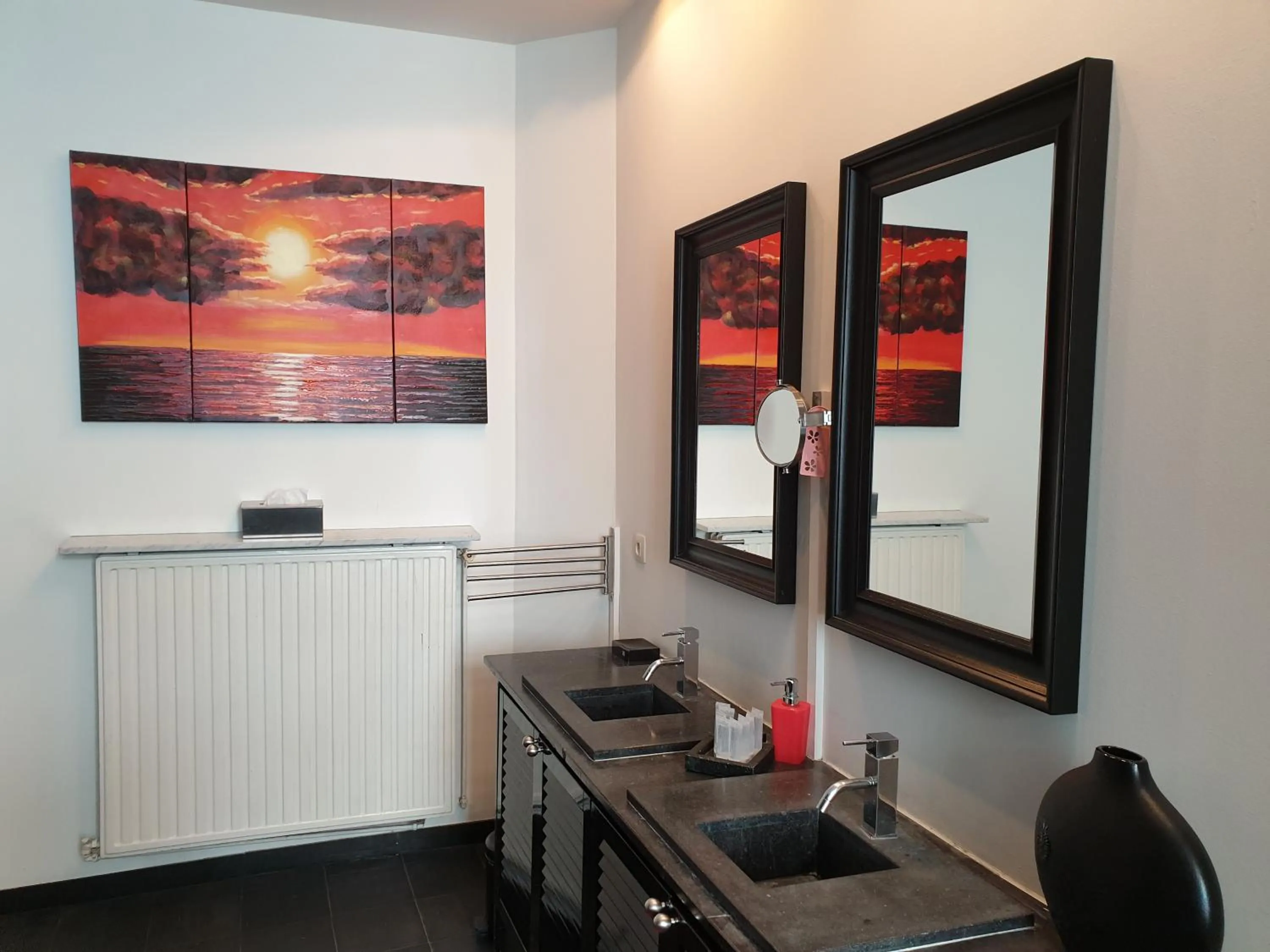 Bathroom in B&B Luxe Suites 1-2-3