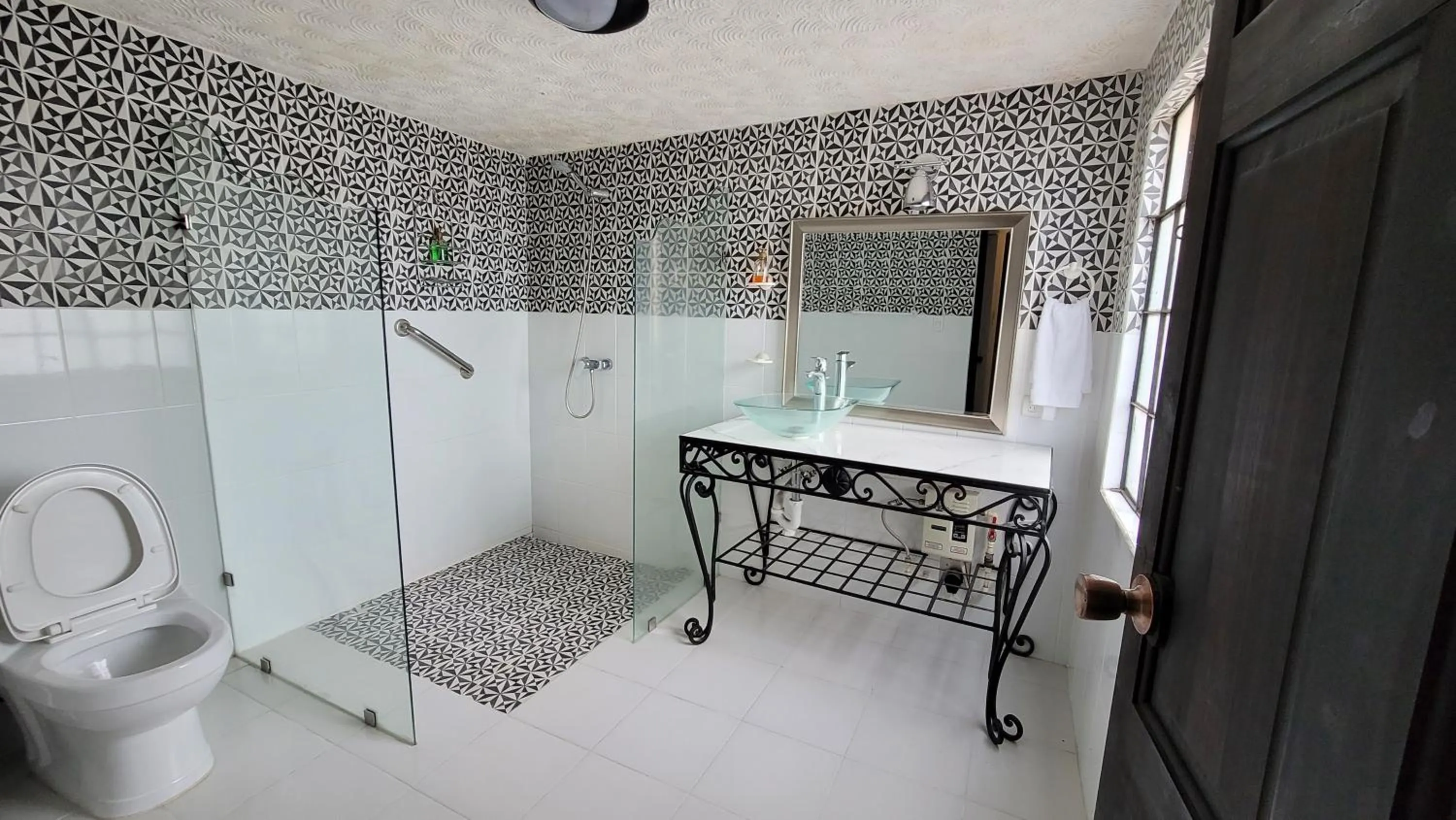 Toilet in La Capitanía