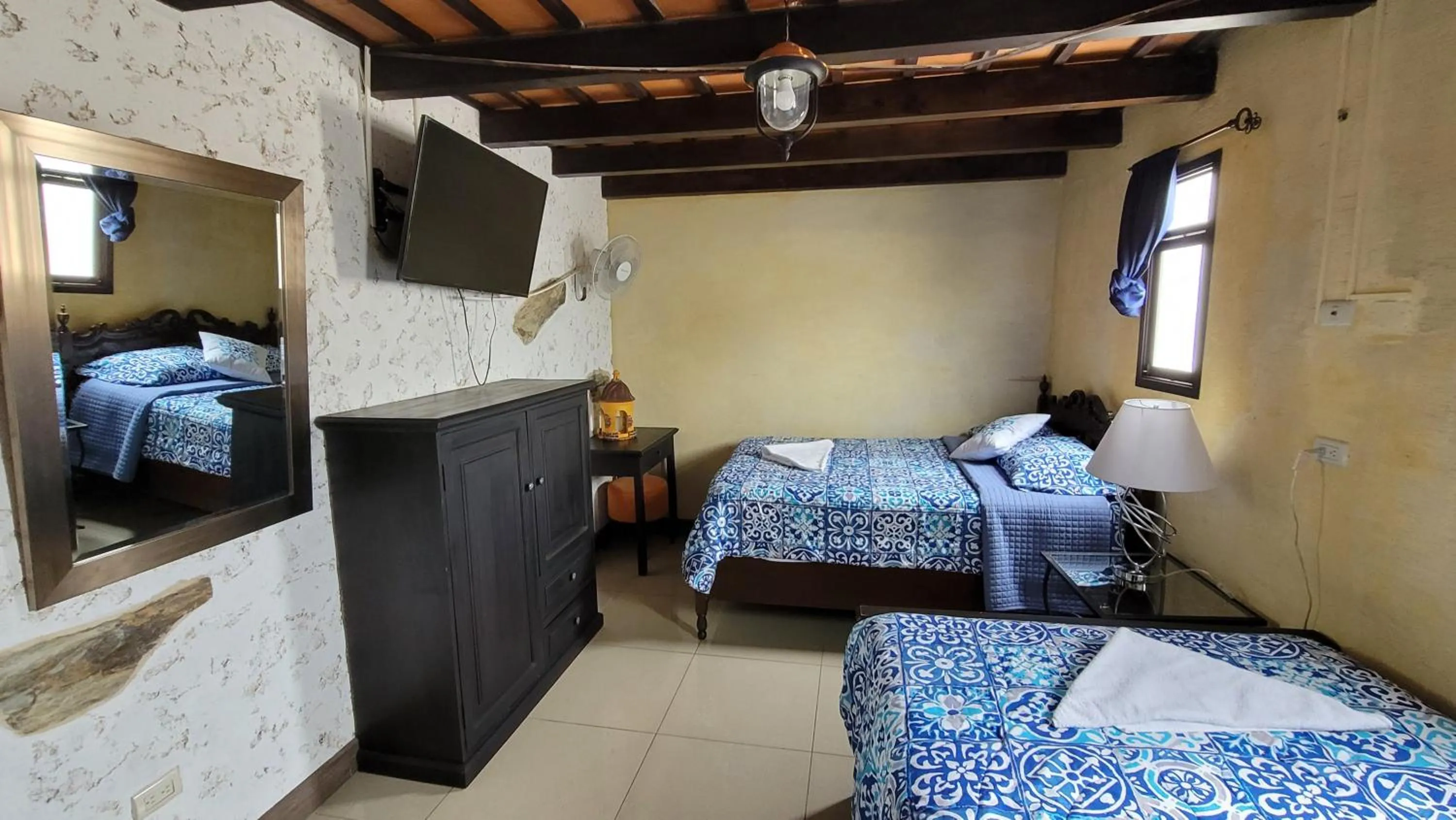 Photo of the whole room, Bed in La Capitanía