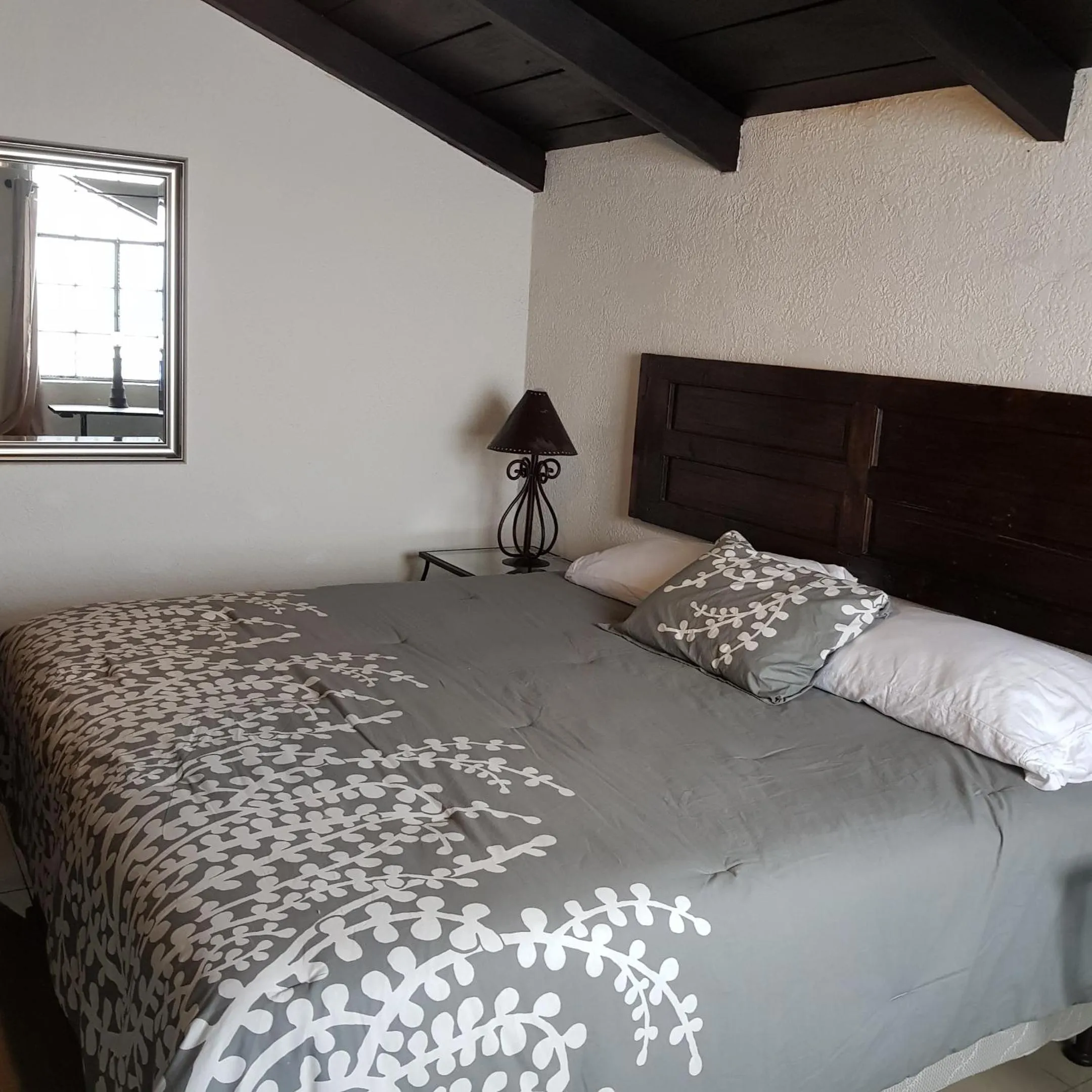 Bed in La Capitanía