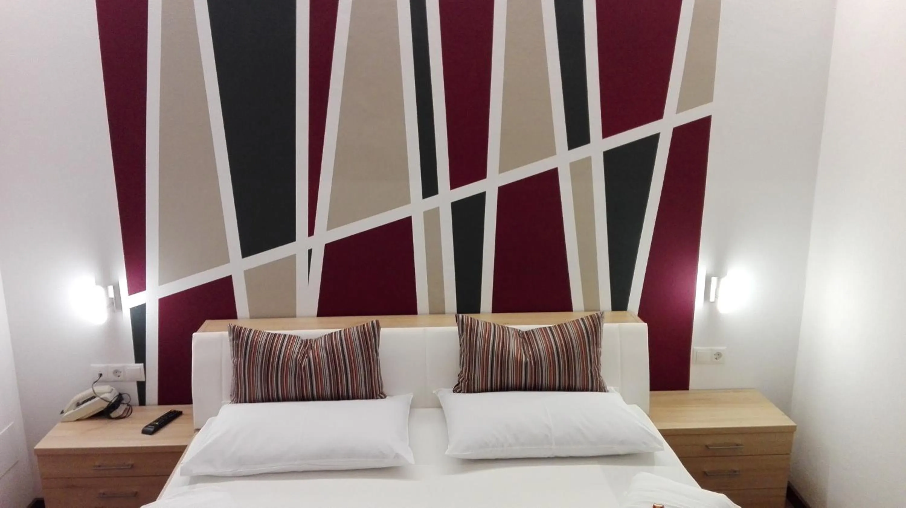 Photo of the whole room, Bed in Garni Brunnenhof