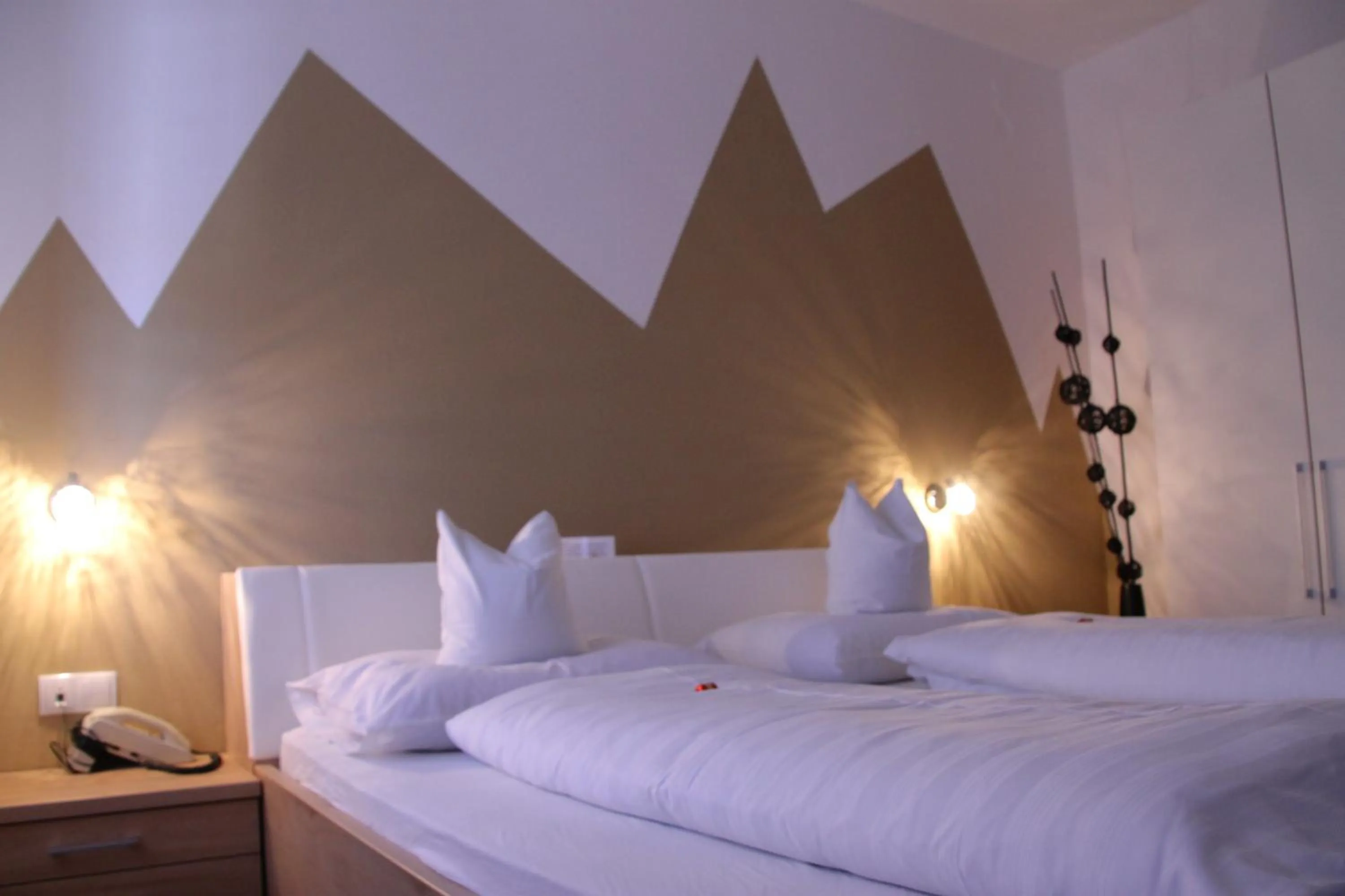 Photo of the whole room, Bed in Garni Brunnenhof