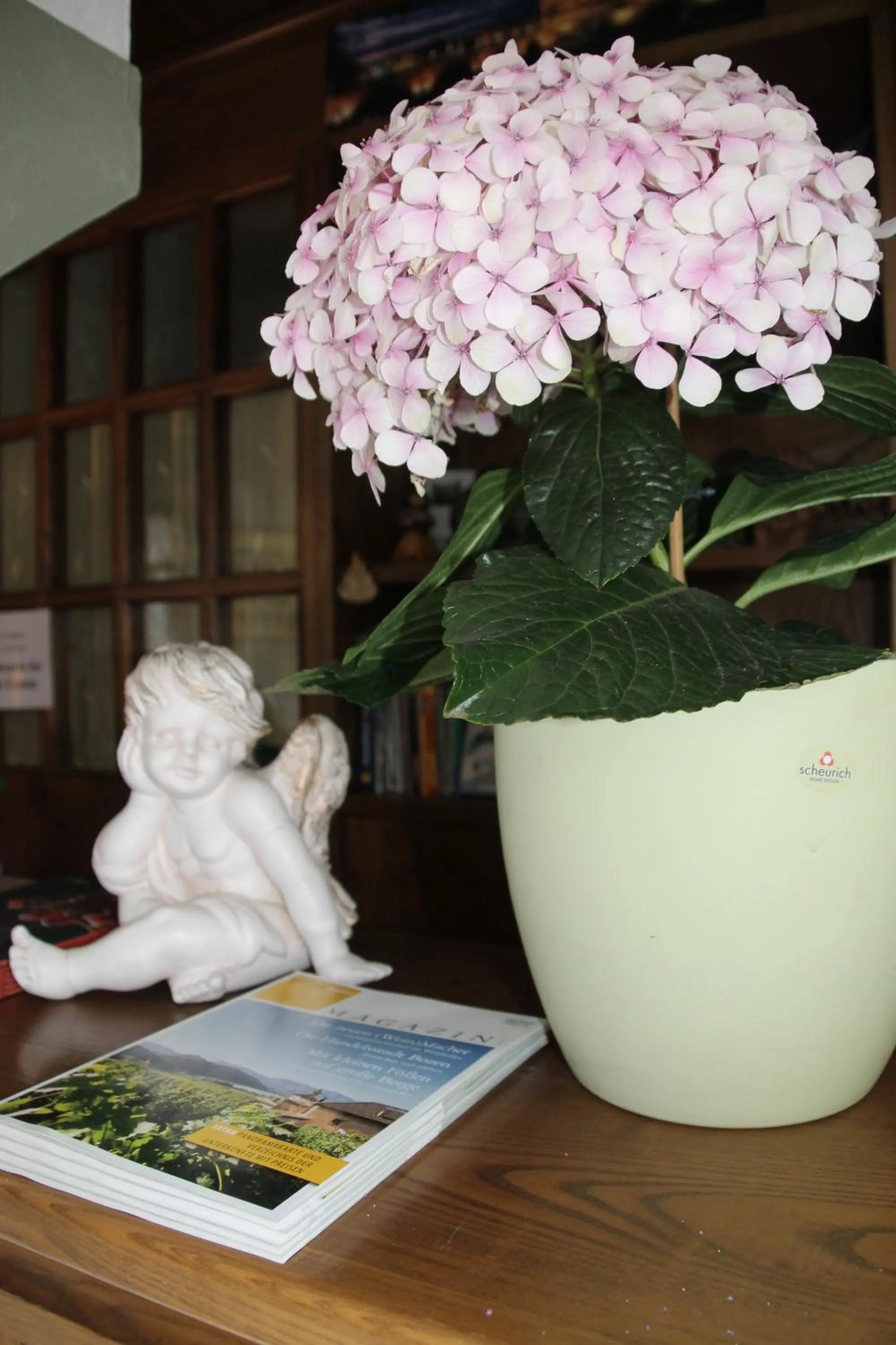 Decorative detail in Garni Brunnenhof
