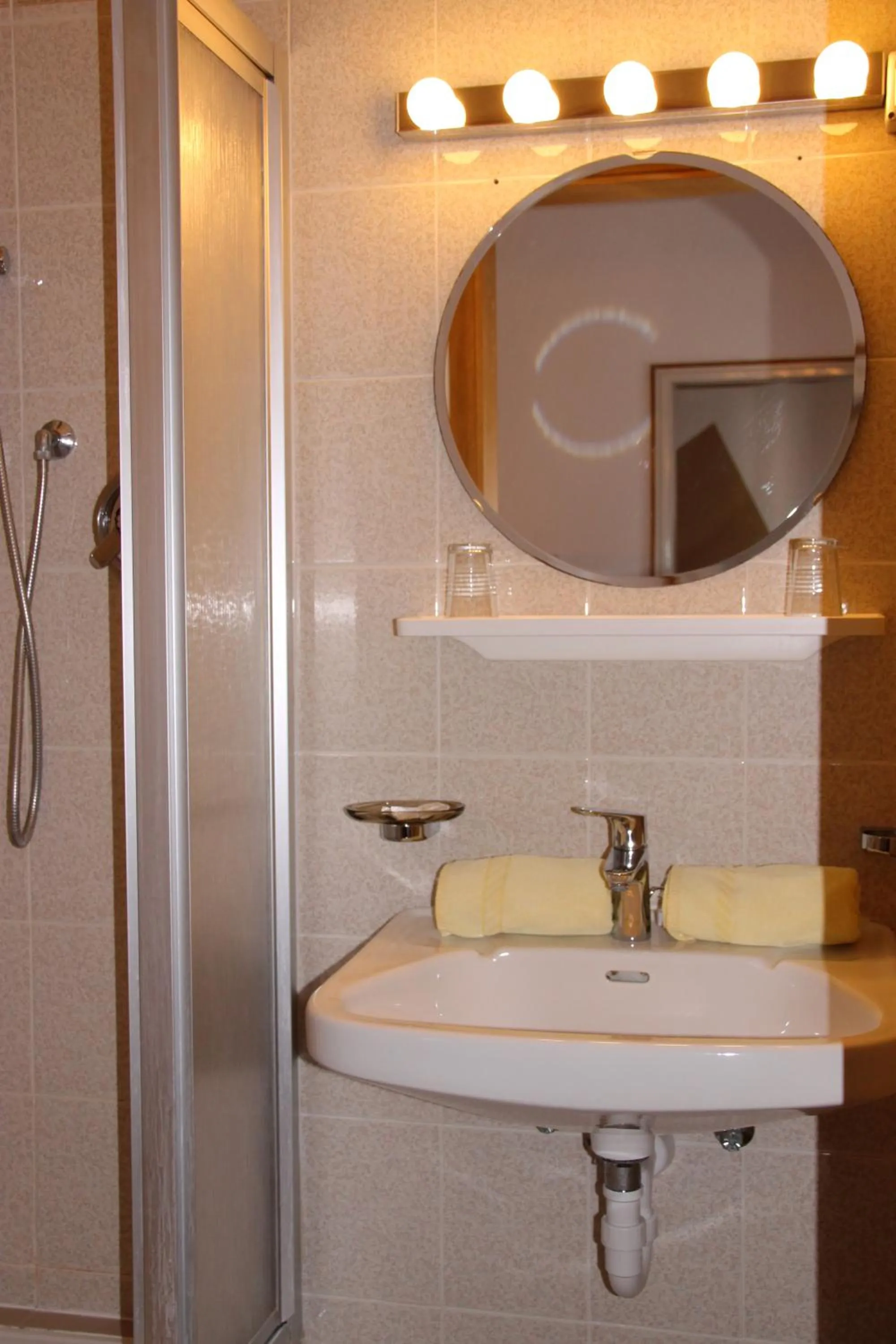 Photo of the whole room in Garni Brunnenhof