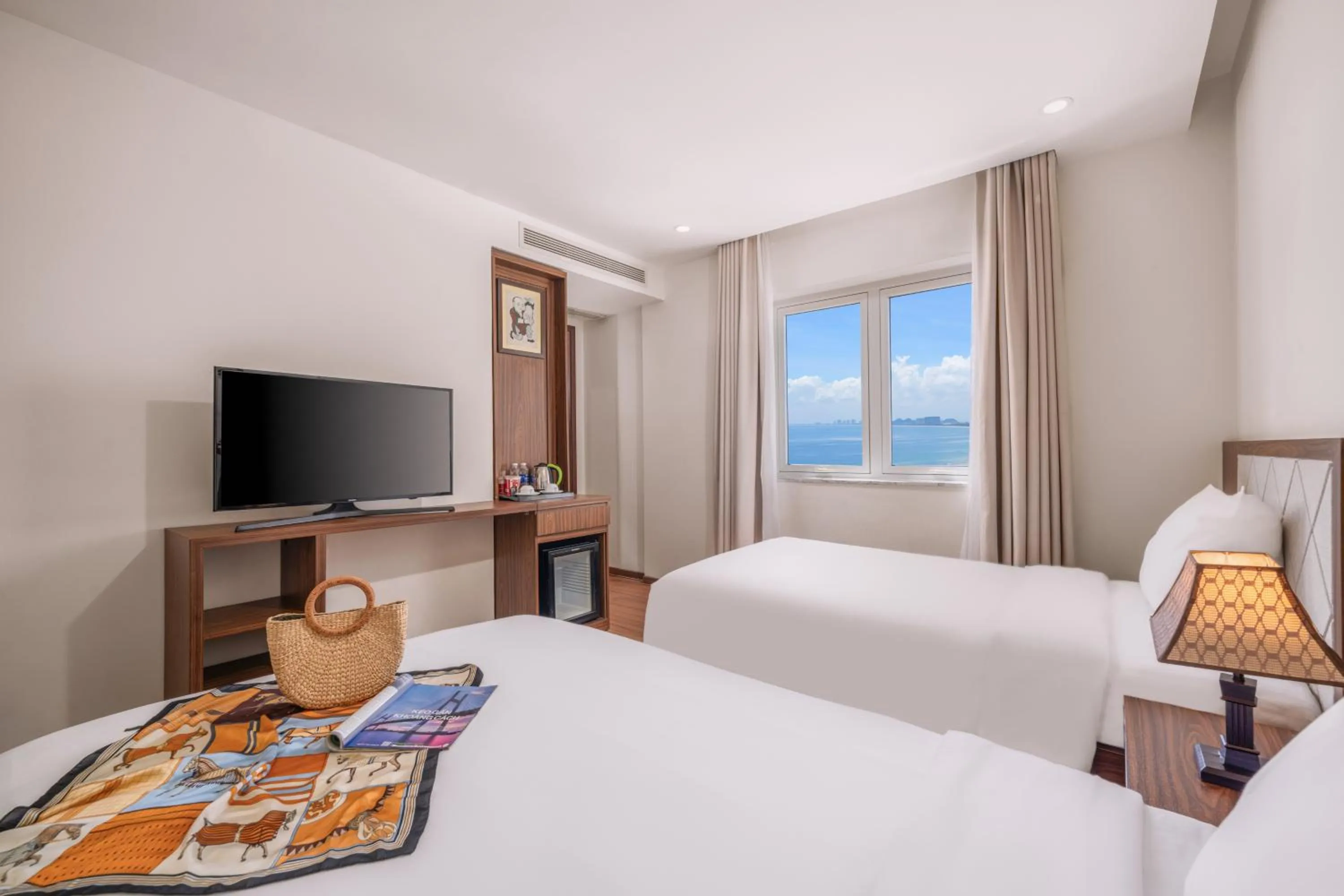 Bedroom, Bed in De Lamour Hotel Da Nang