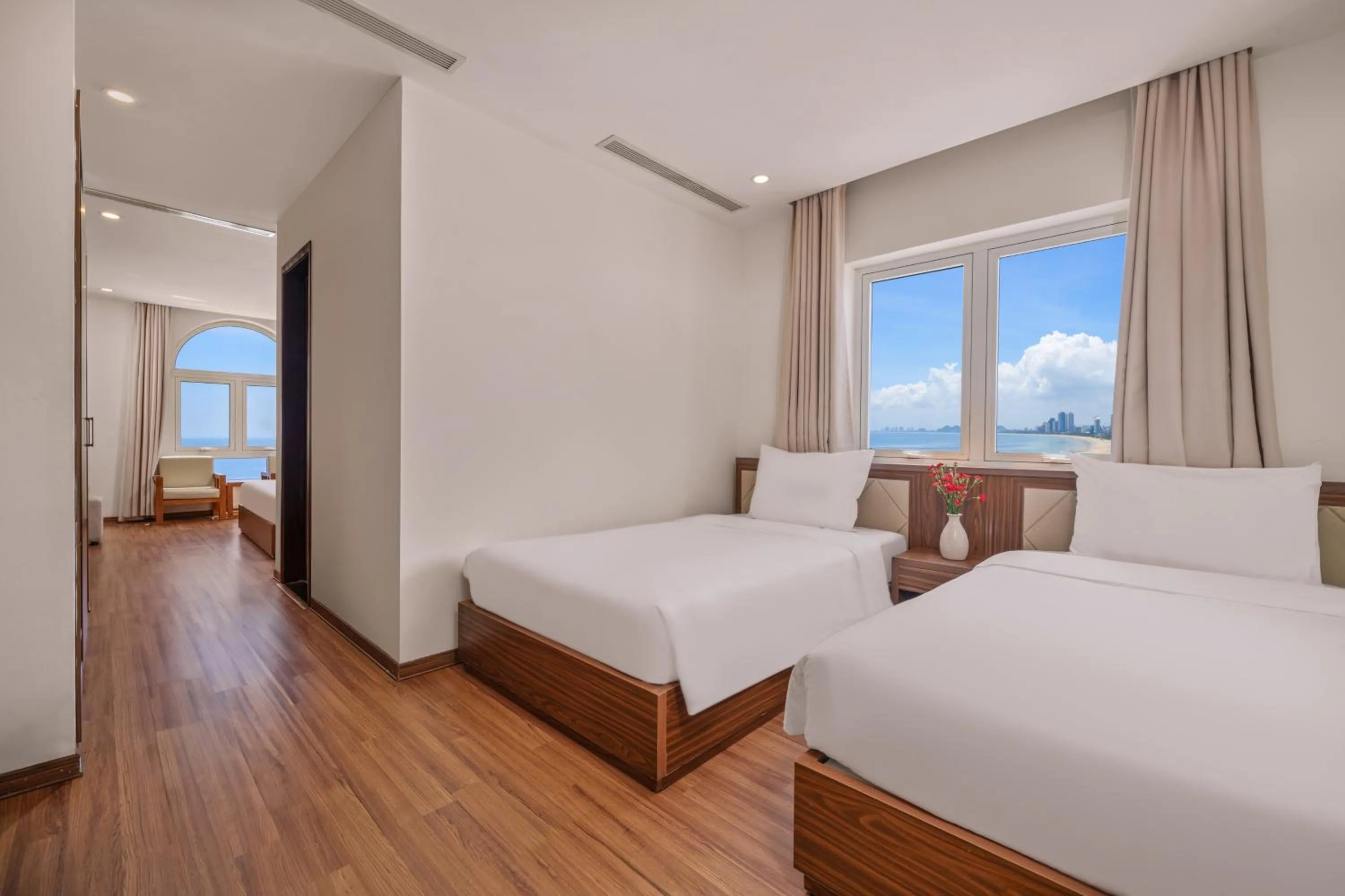 Bed in De Lamour Hotel Da Nang