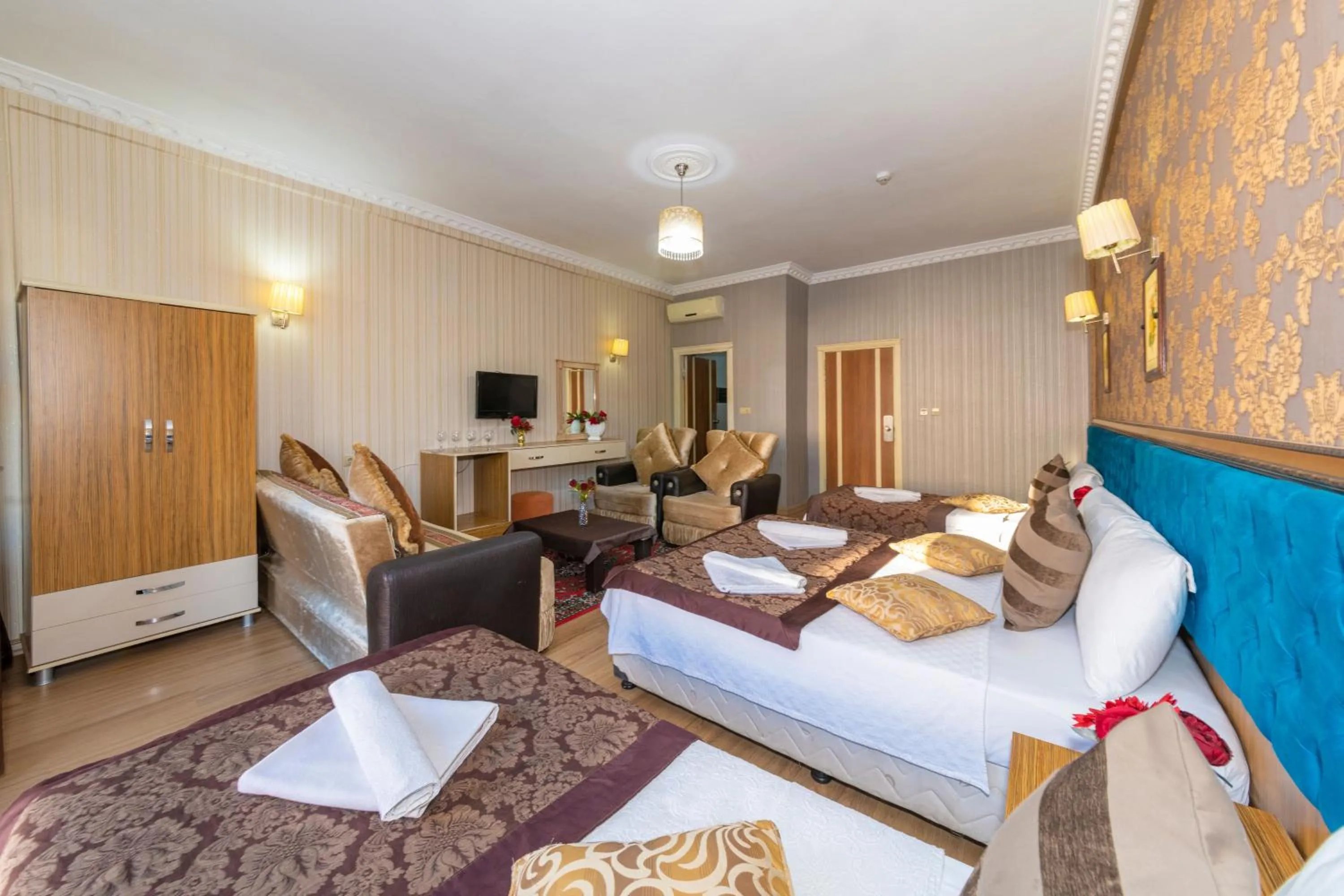 Bed in Ista Palace Hotel