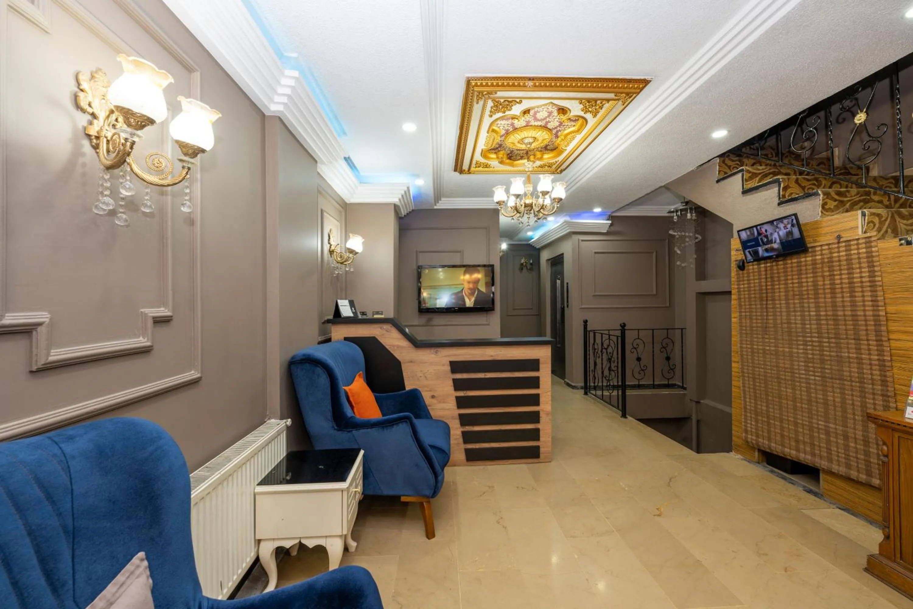 Lobby or reception in Ista Palace Hotel