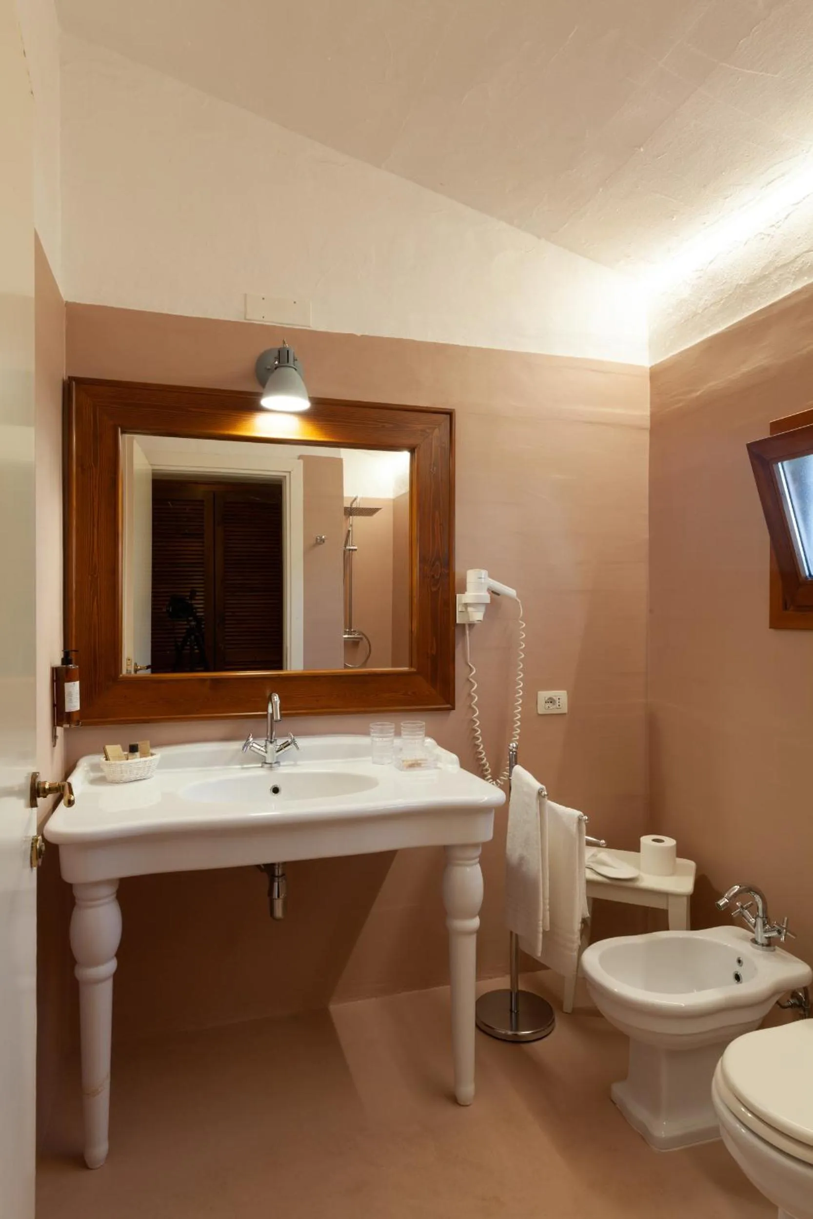 Toilet in Nora Club Hotel & Spa