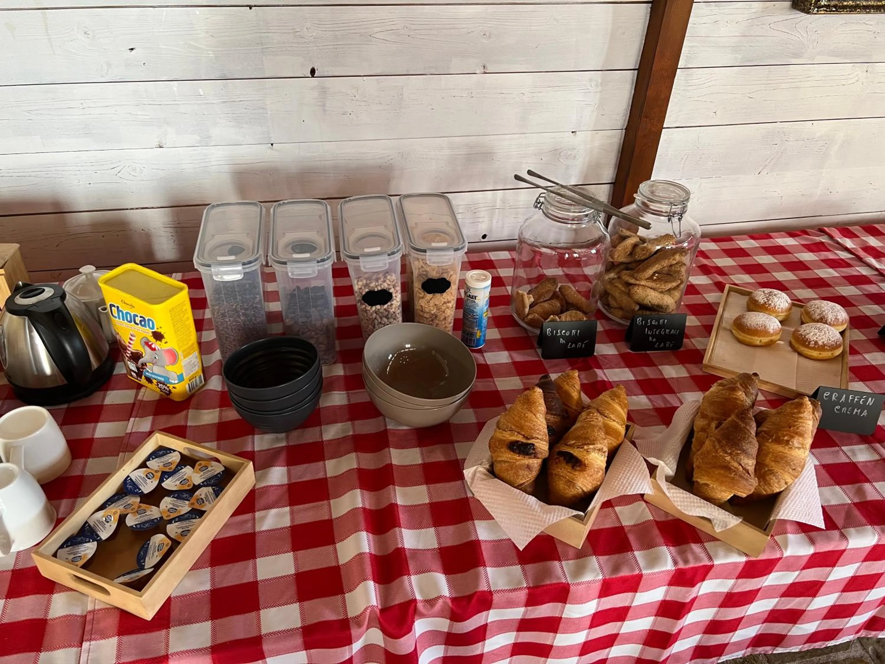 Food and drinks in Rifugio Delle Grotte