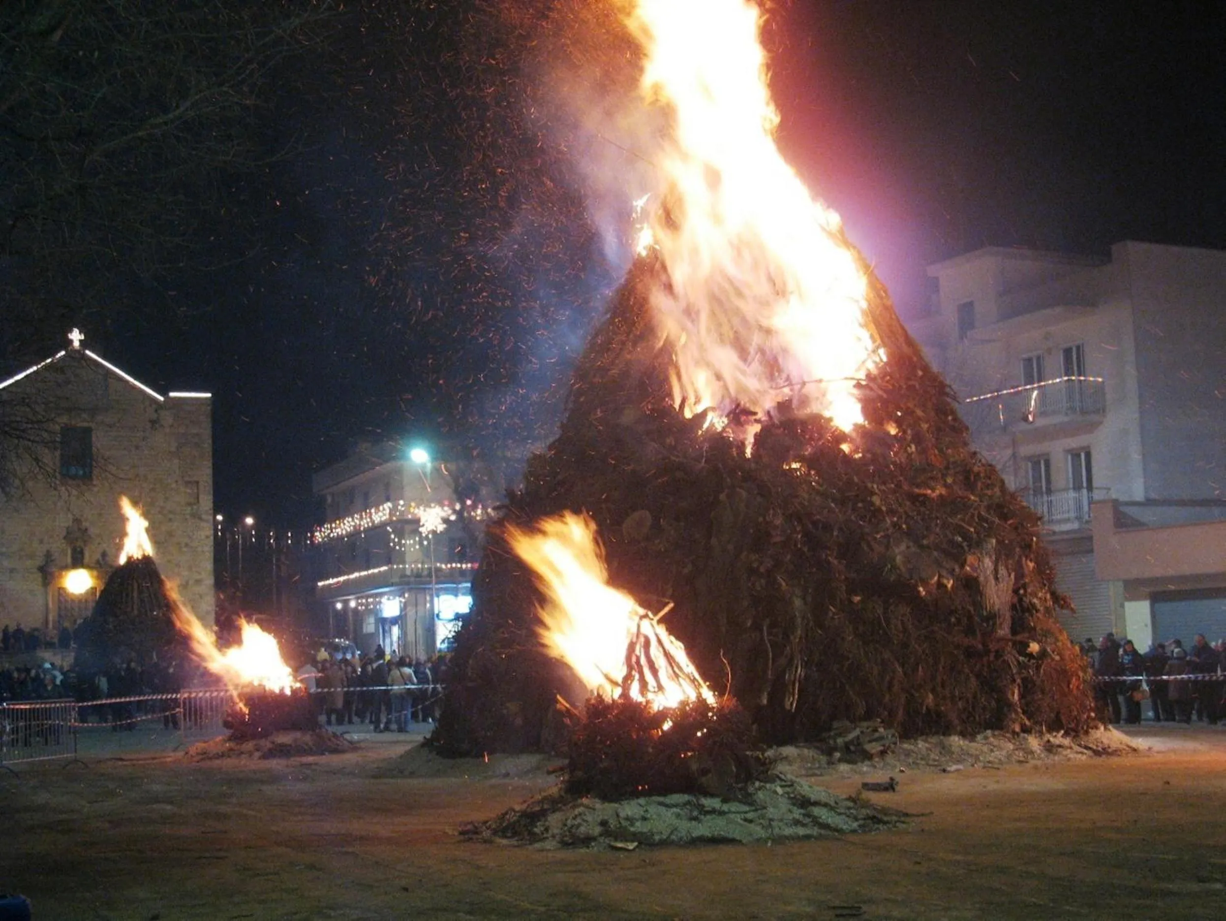 Hiking in Rifugio Delle Grotte
