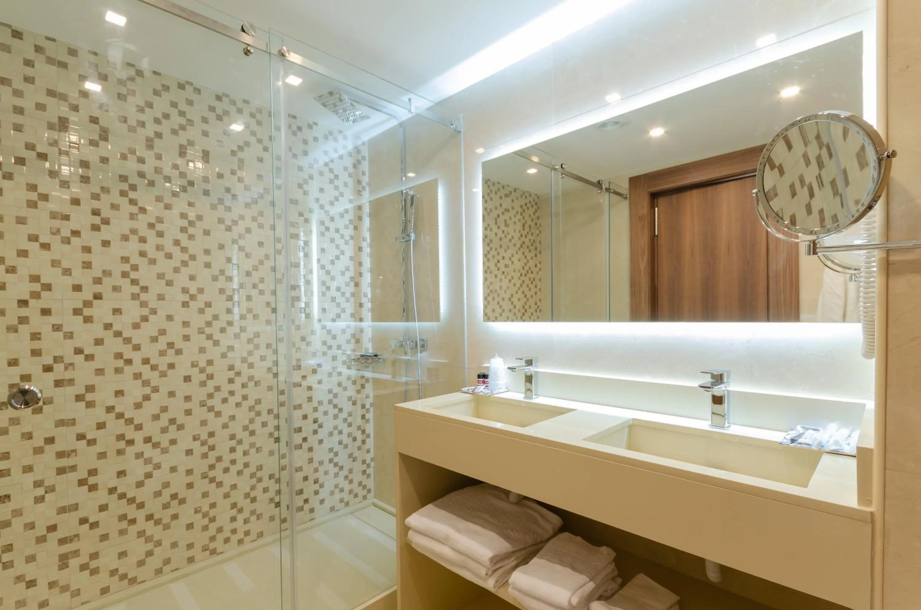 Bathroom in Hotel Lido