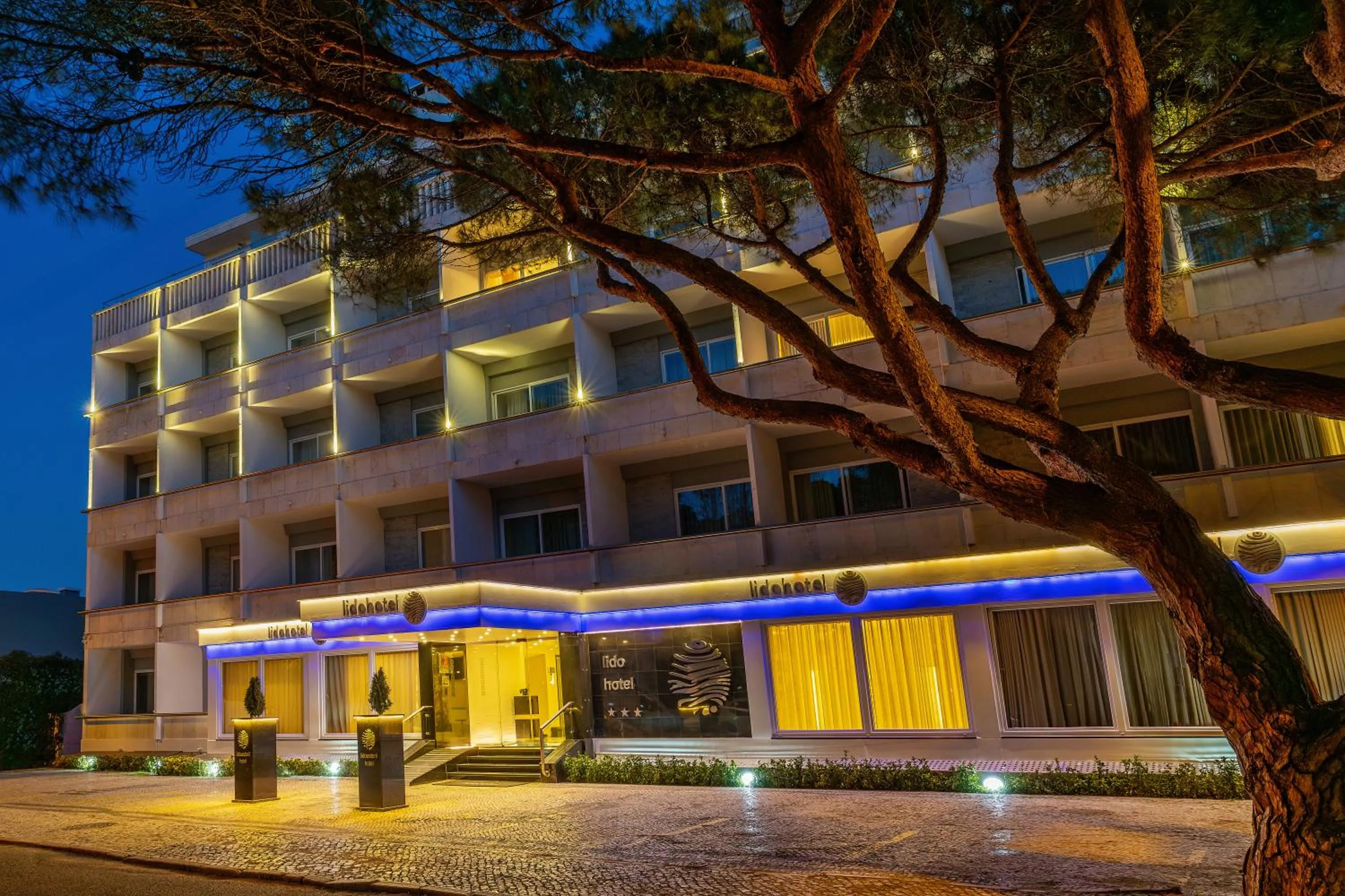 Property building in Hotel Lido