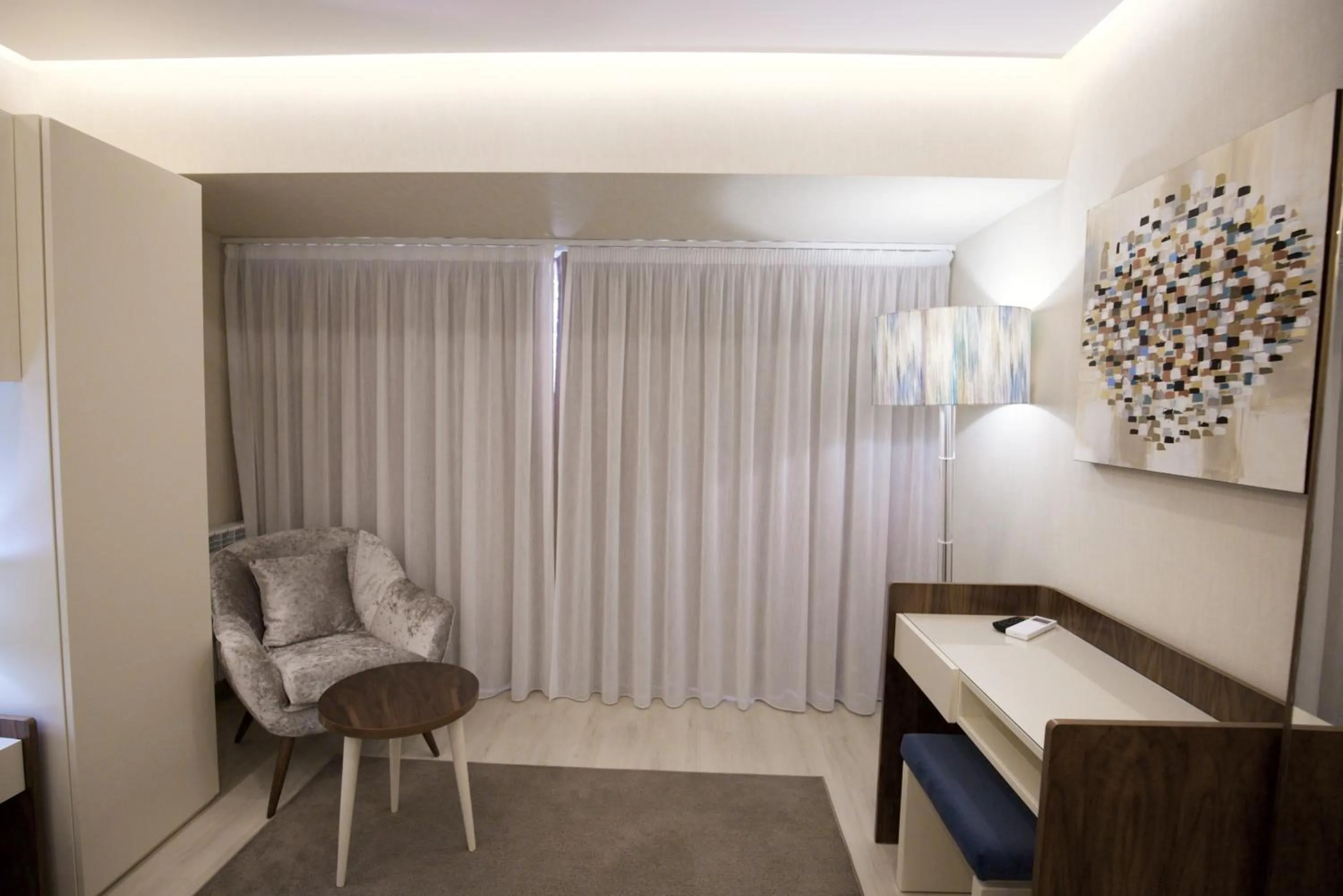 Seating area in Hotel Lido