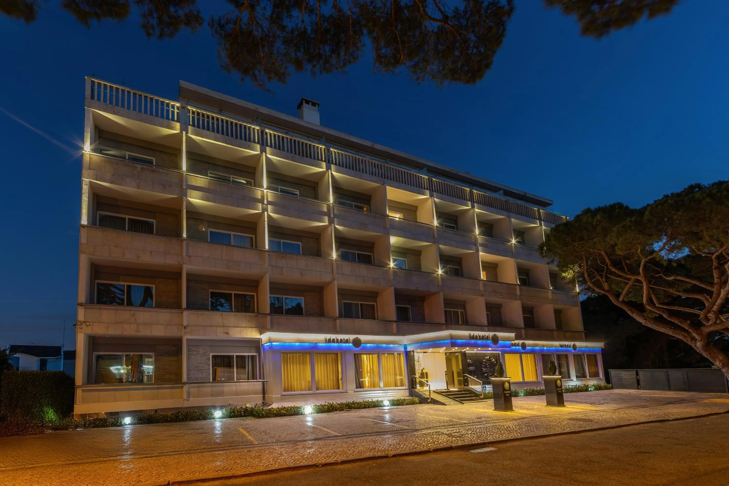 Property building in Hotel Lido