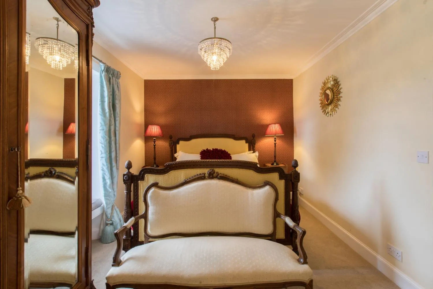 Photo of the whole room, Bed in Altskeith Country House