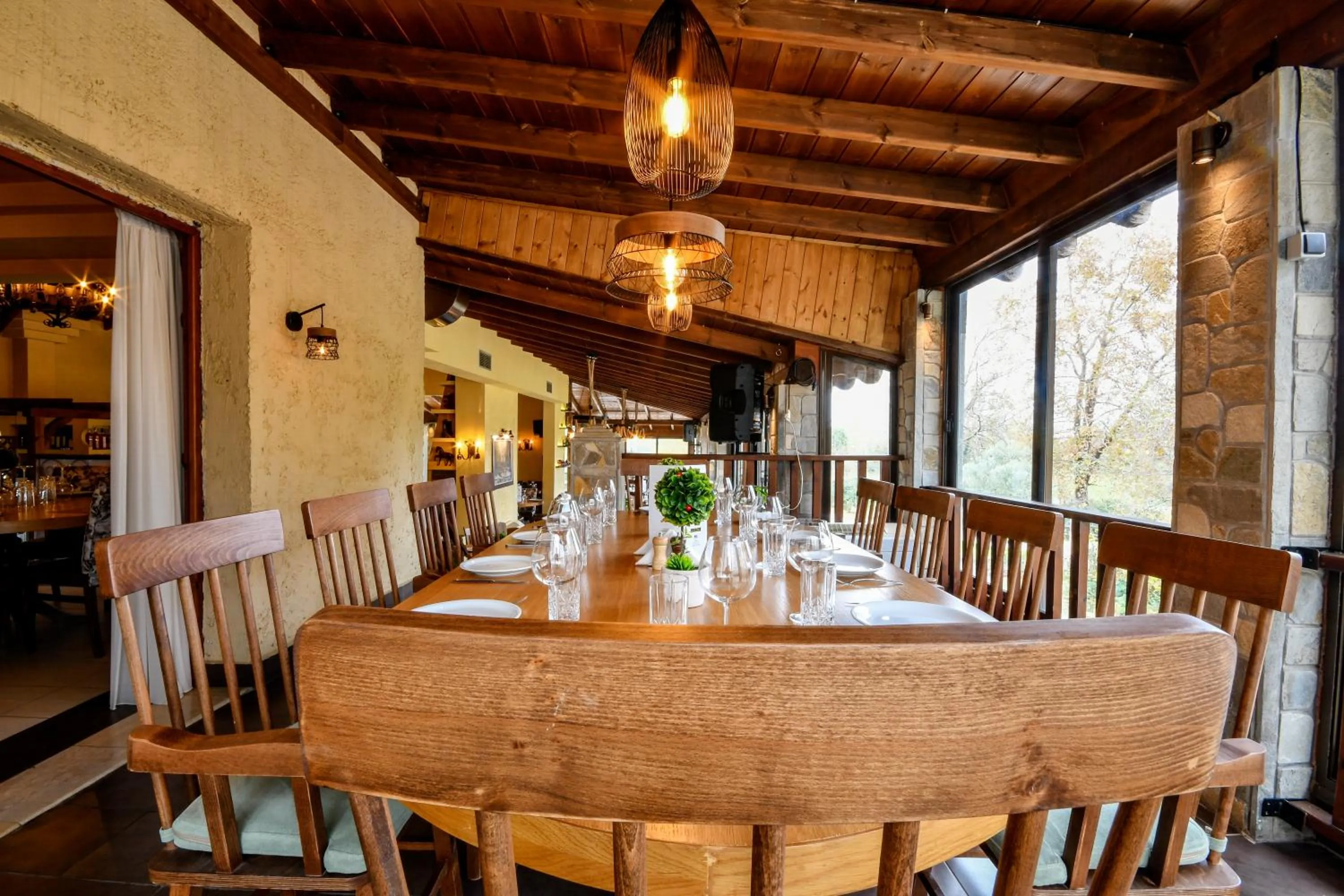 Restaurant/places to eat in Arhontiko Liamas