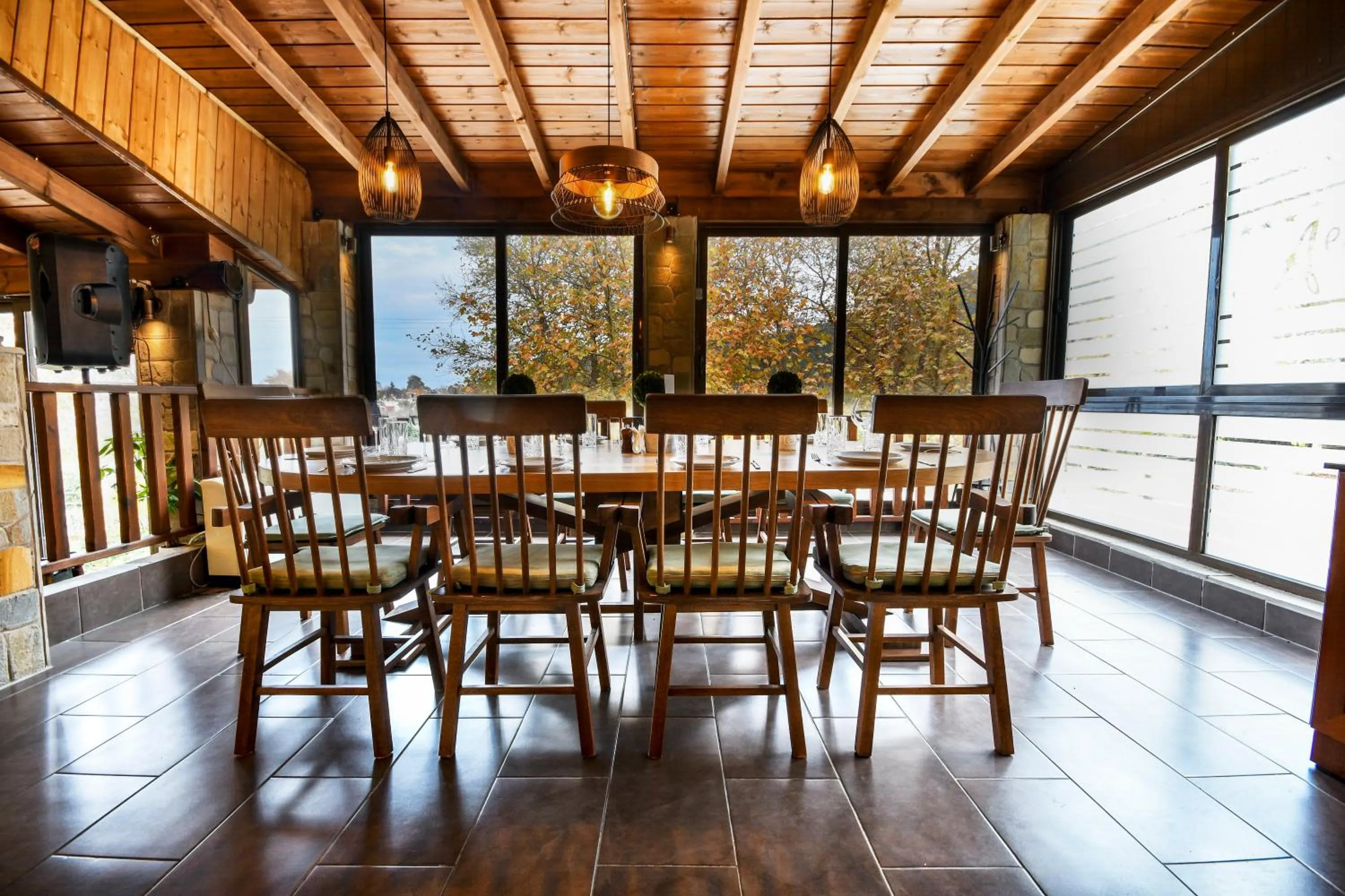 Restaurant/places to eat in Arhontiko Liamas