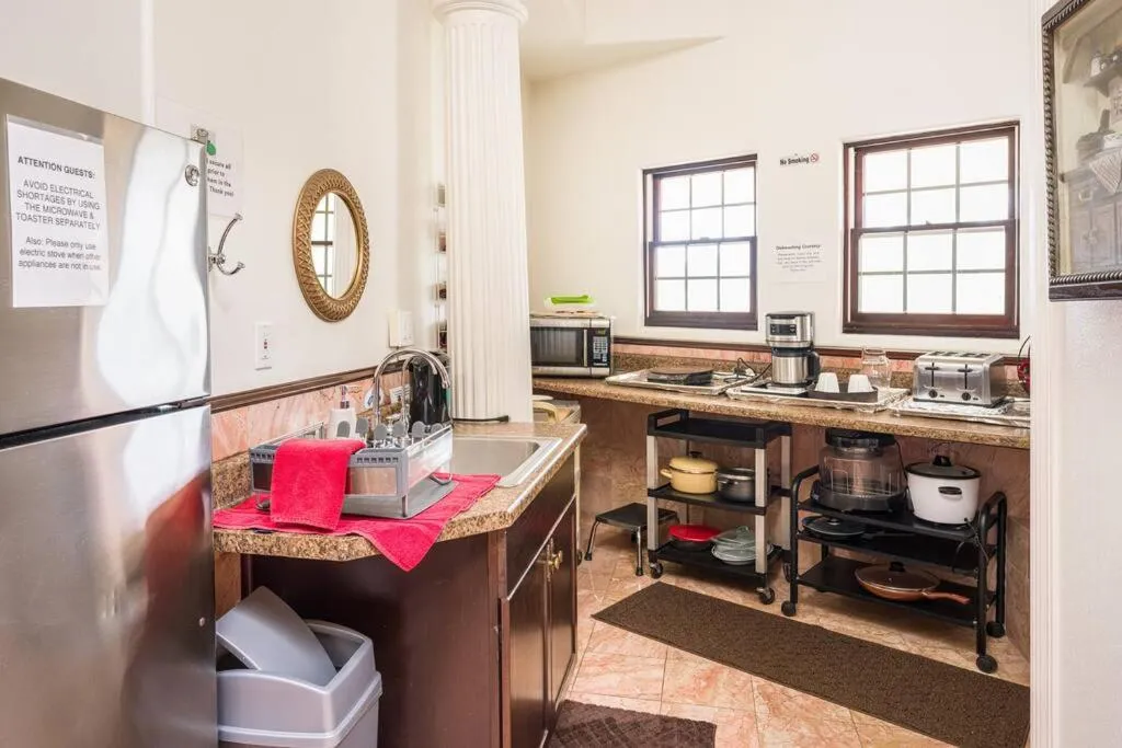 Entire Second Flr - Santa Monica Luxury Roman Villa