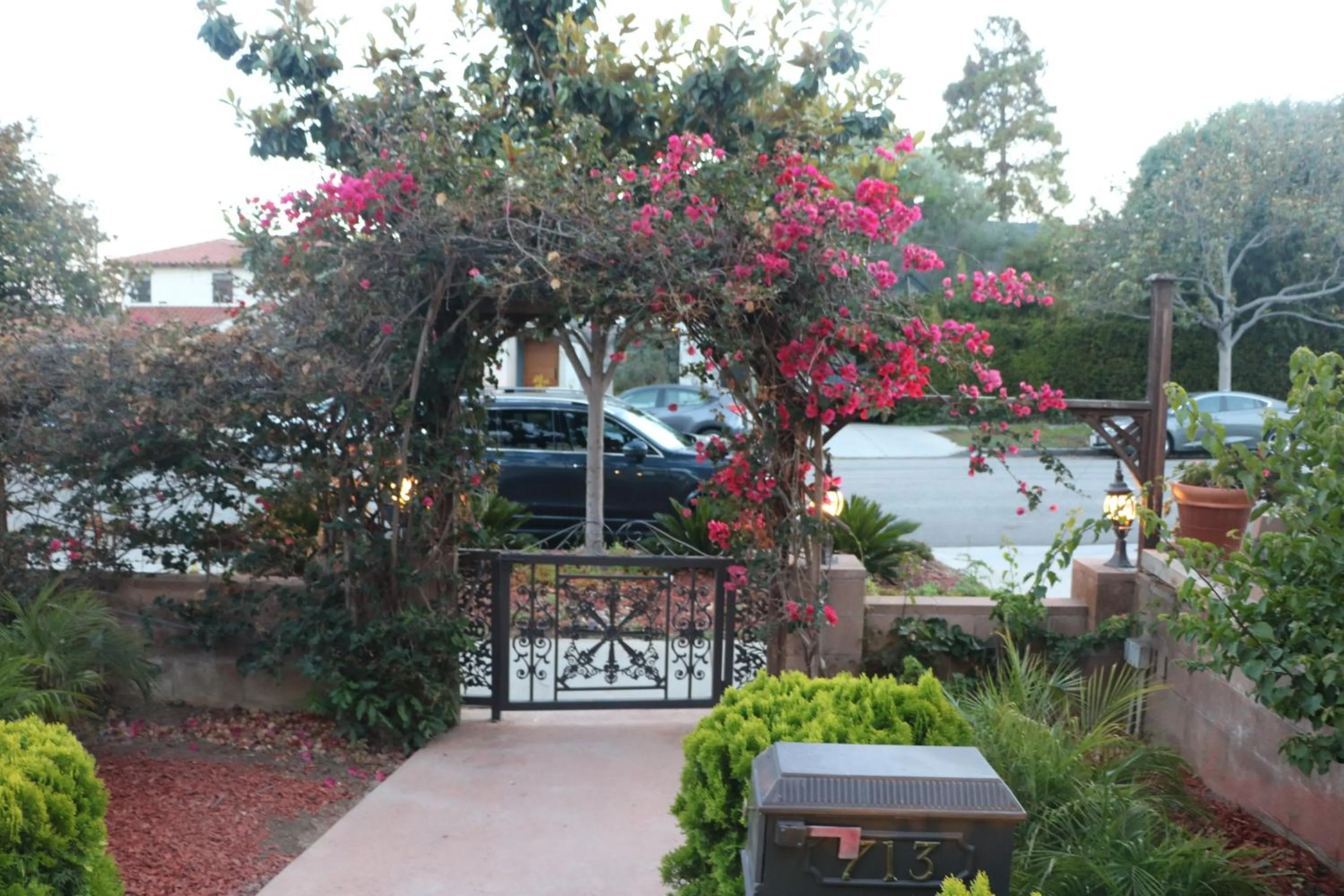 Entire Second Flr - Santa Monica Luxury Roman Villa