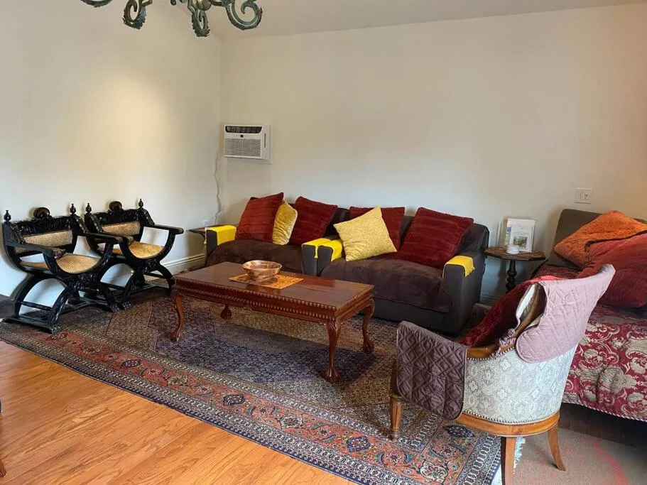 Entire Second Flr - Santa Monica Luxury Roman Villa