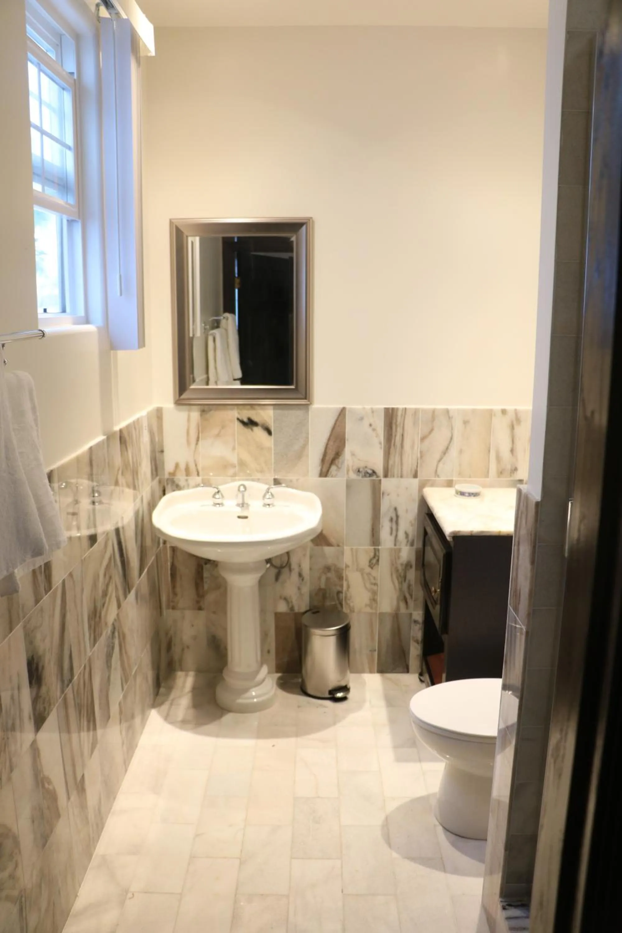 Bathroom in Entire Second Flr - Santa Monica Luxury Roman Villa