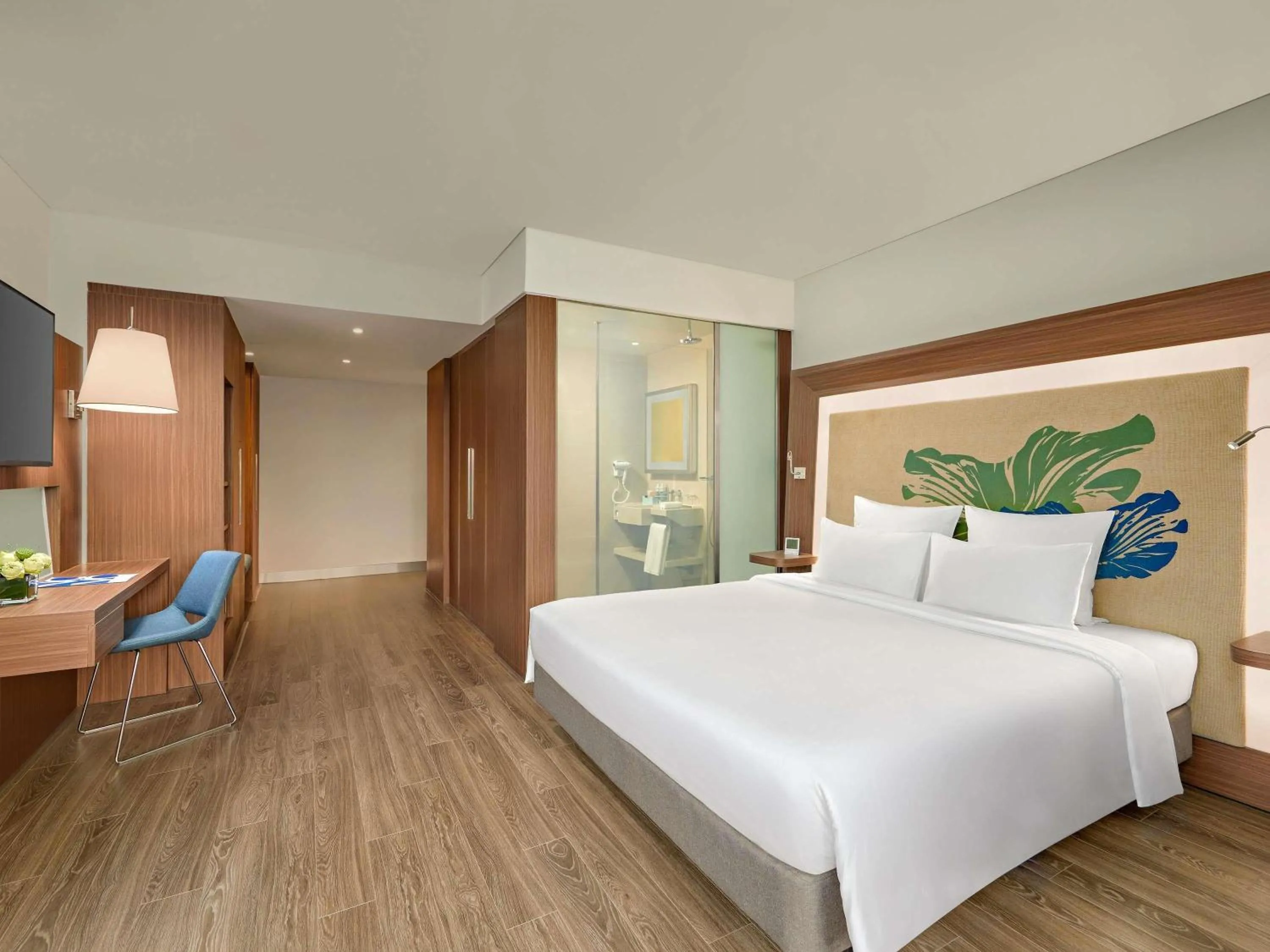 Bedroom, Bed in Novotel Saigon Centre