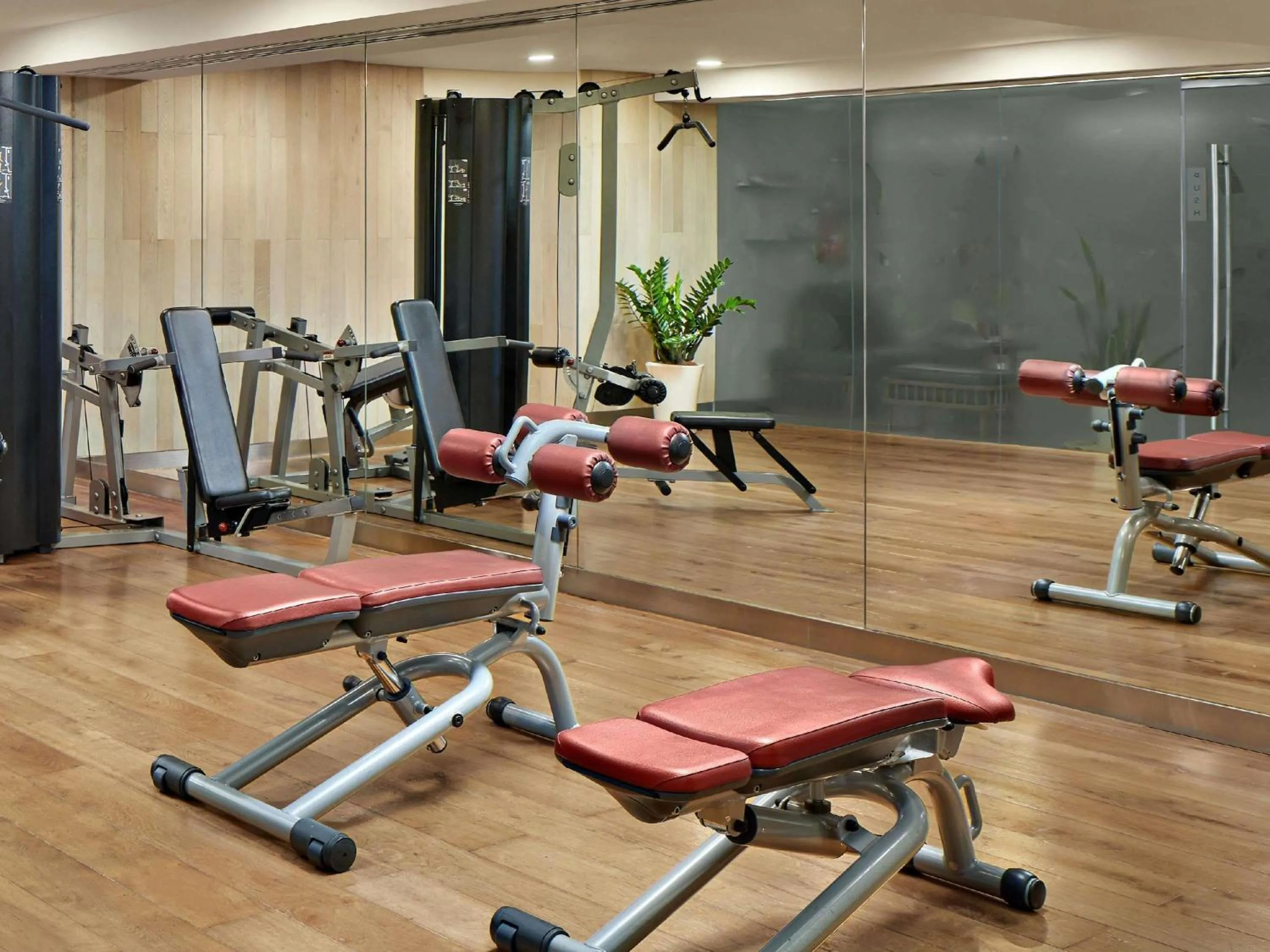 Fitness centre/facilities in Novotel Saigon Centre