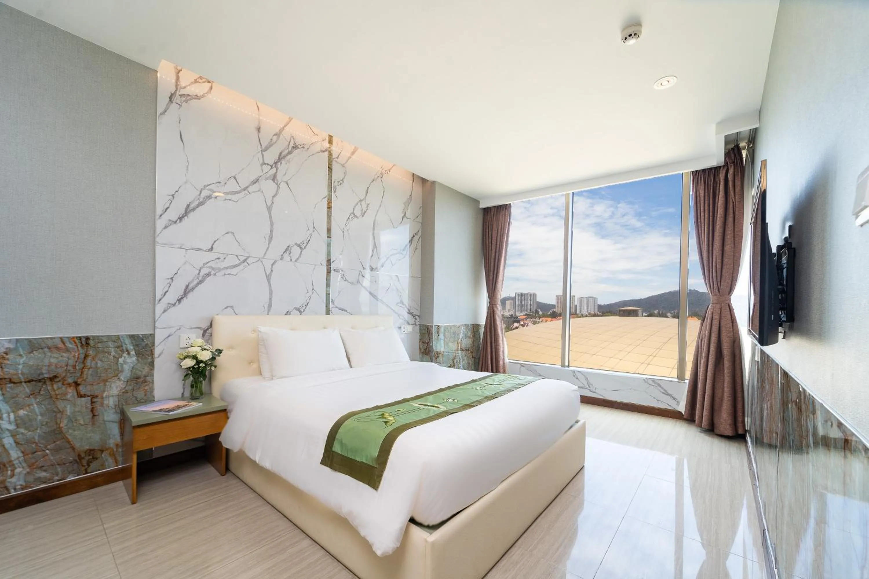 Bed in DIC Star Landmark