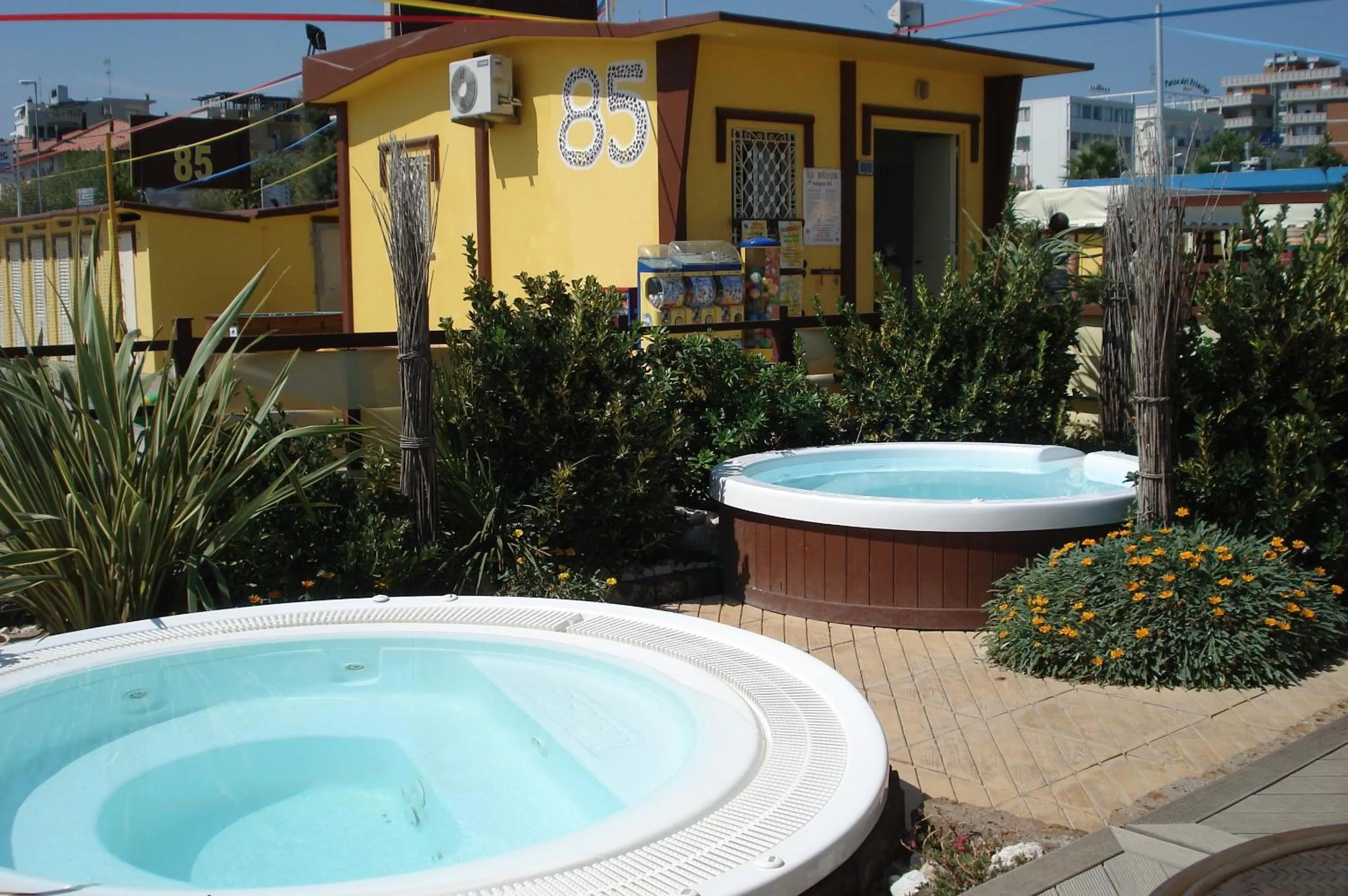 Summer in Hotel City