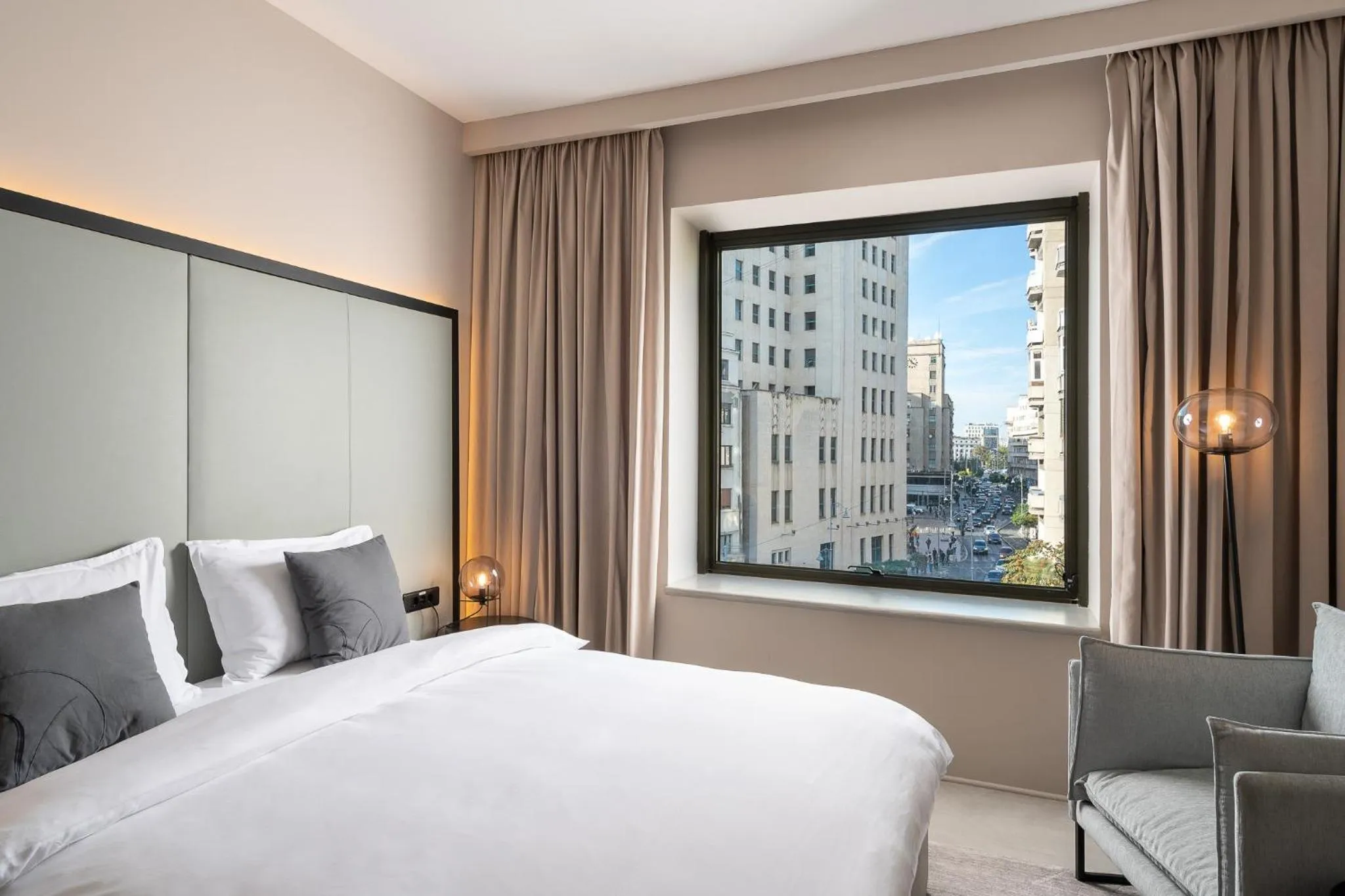 Bed in VISIONAPARTMENTS Bucharest Calea Victoriei