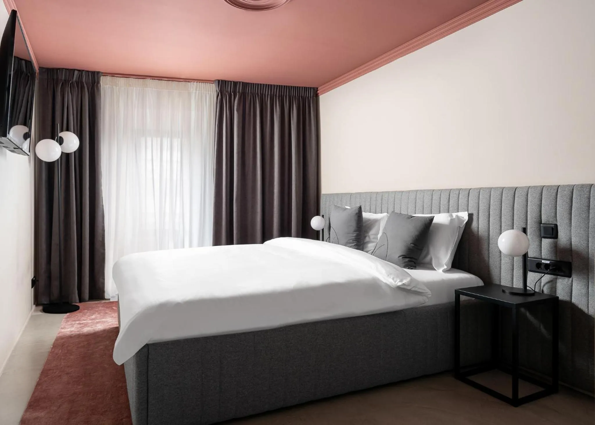 Bedroom, Bed in VISIONAPARTMENTS Bucharest Calea Victoriei