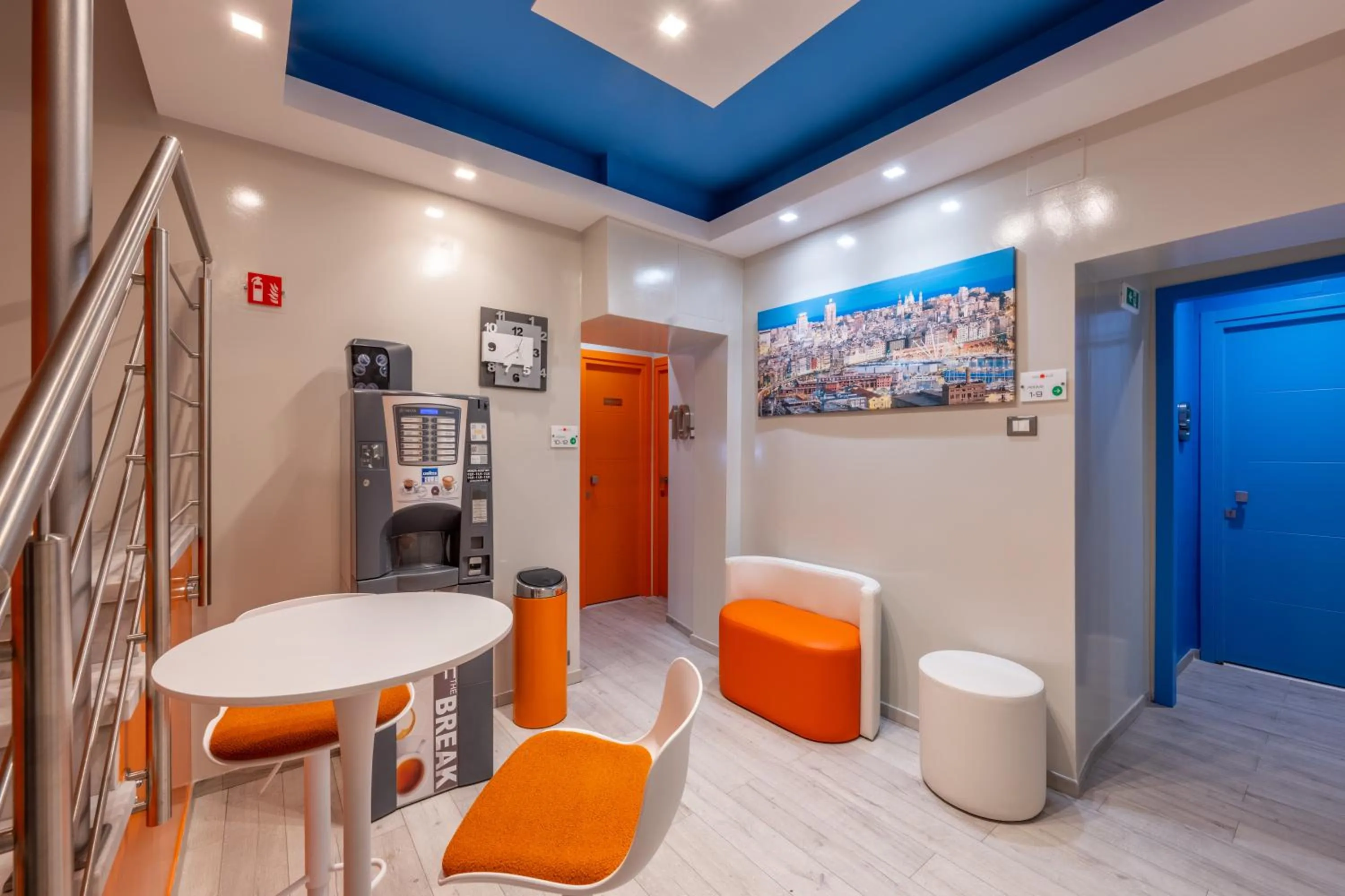 Seating area in Hotel Fiume