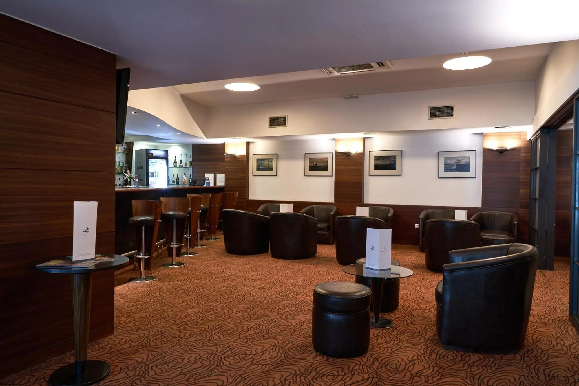 Lounge or bar in Leziria Parque Hotel