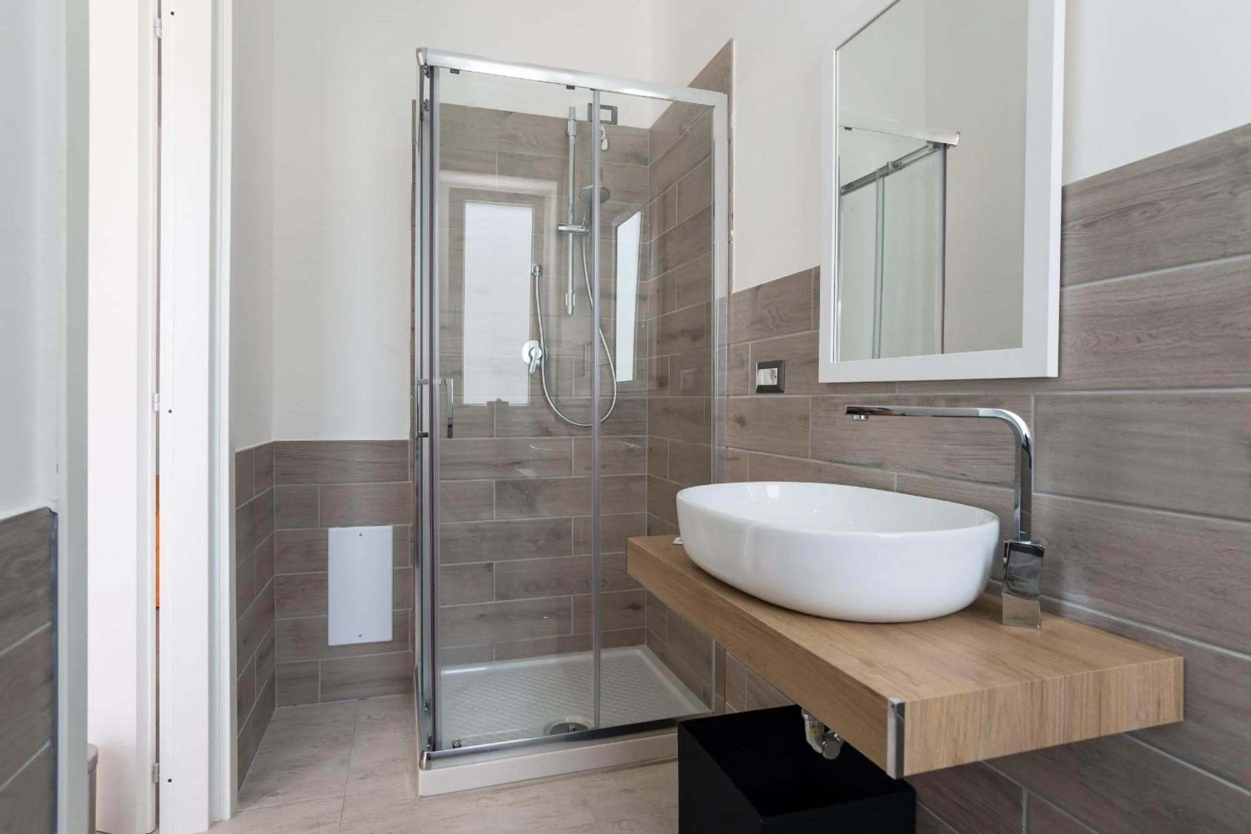 Shower in B & b Venere