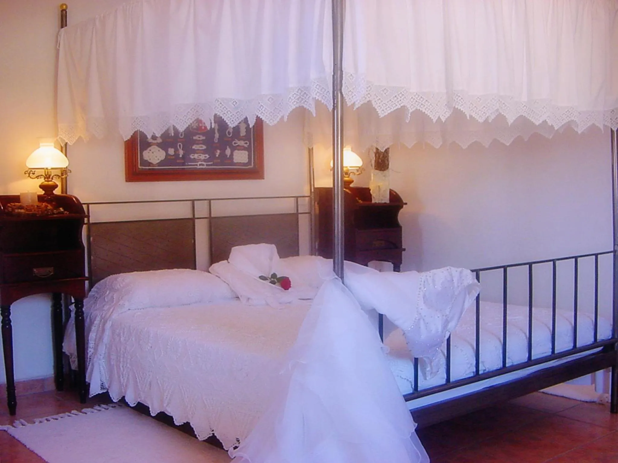 Bed in Porto Scoutari Romantic Hotel